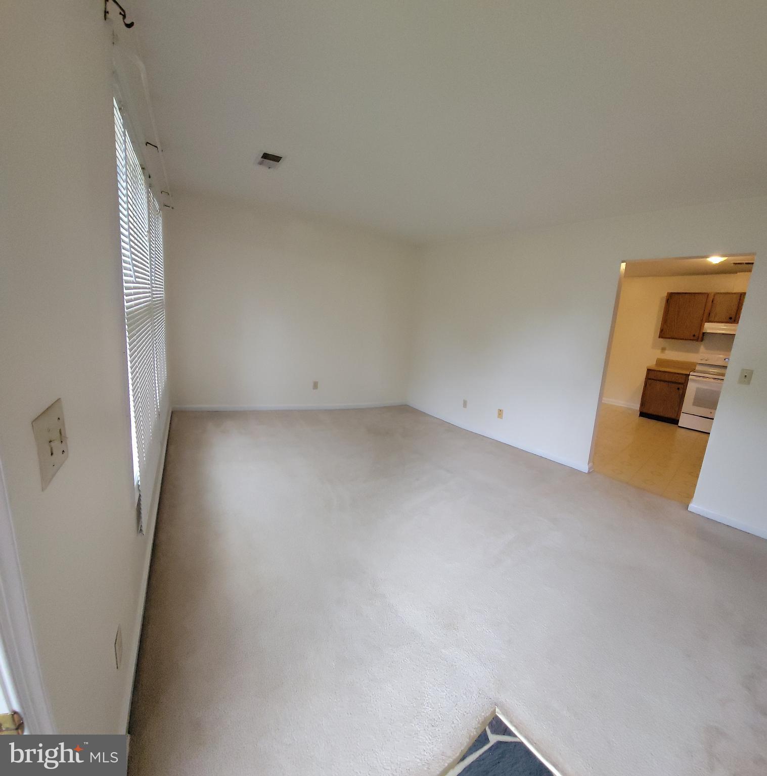 5087 MacNamara Dr