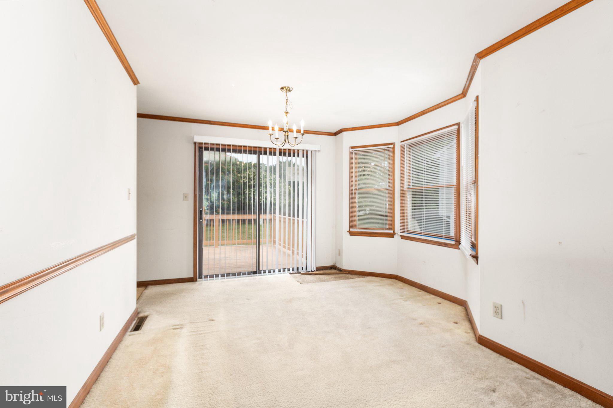 691 Lavington COURT