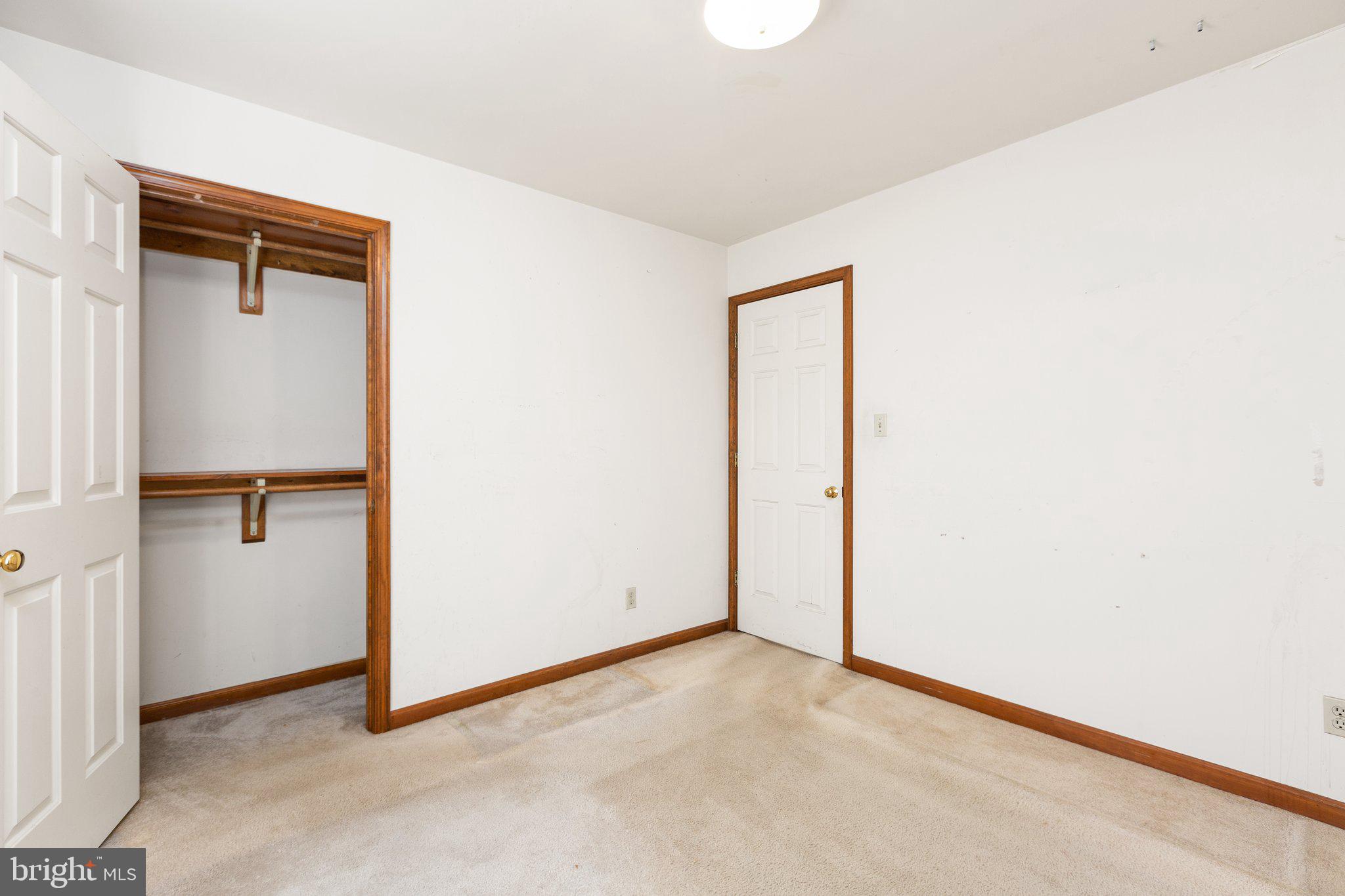 691 Lavington COURT