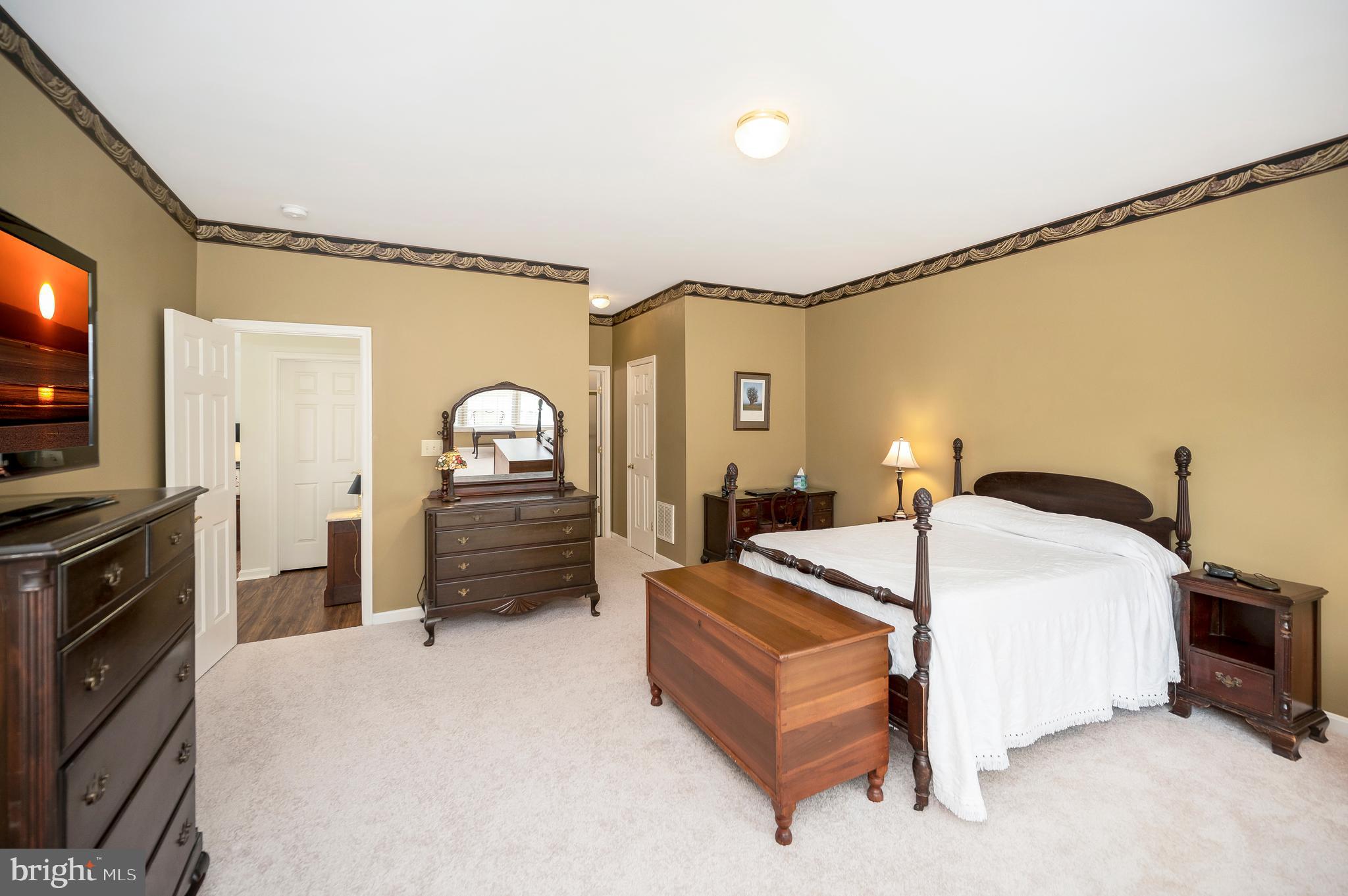 11016 Scottwood LANE