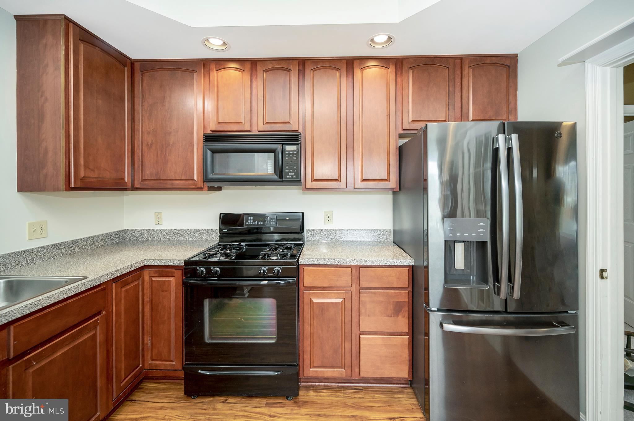11016 Scottwood LANE