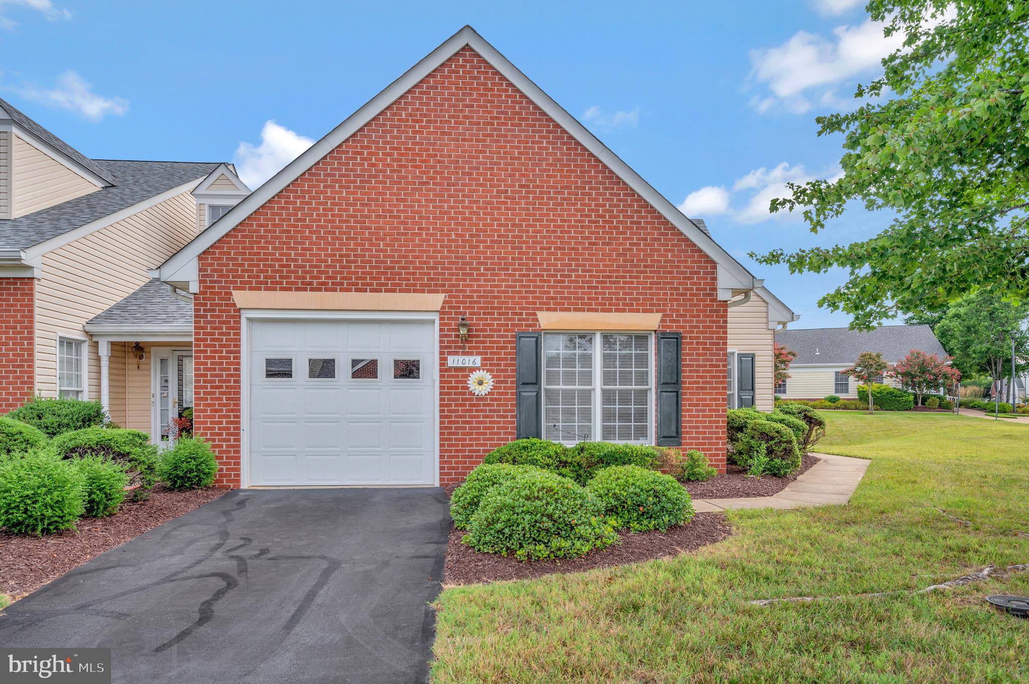 11016 Scottwood LANE