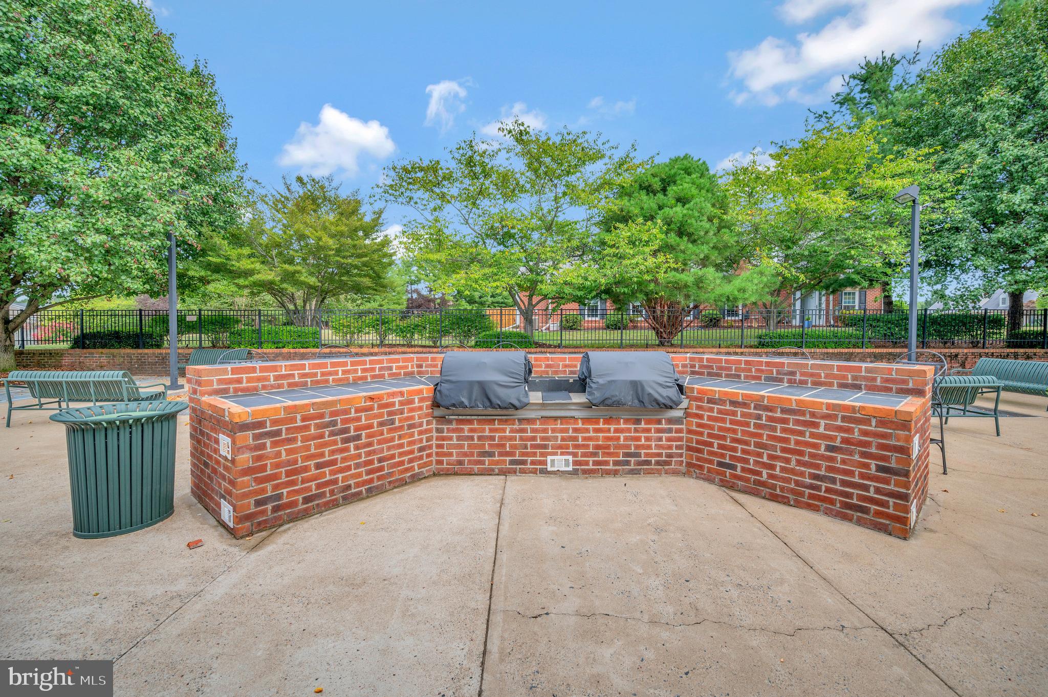 11016 Scottwood LANE