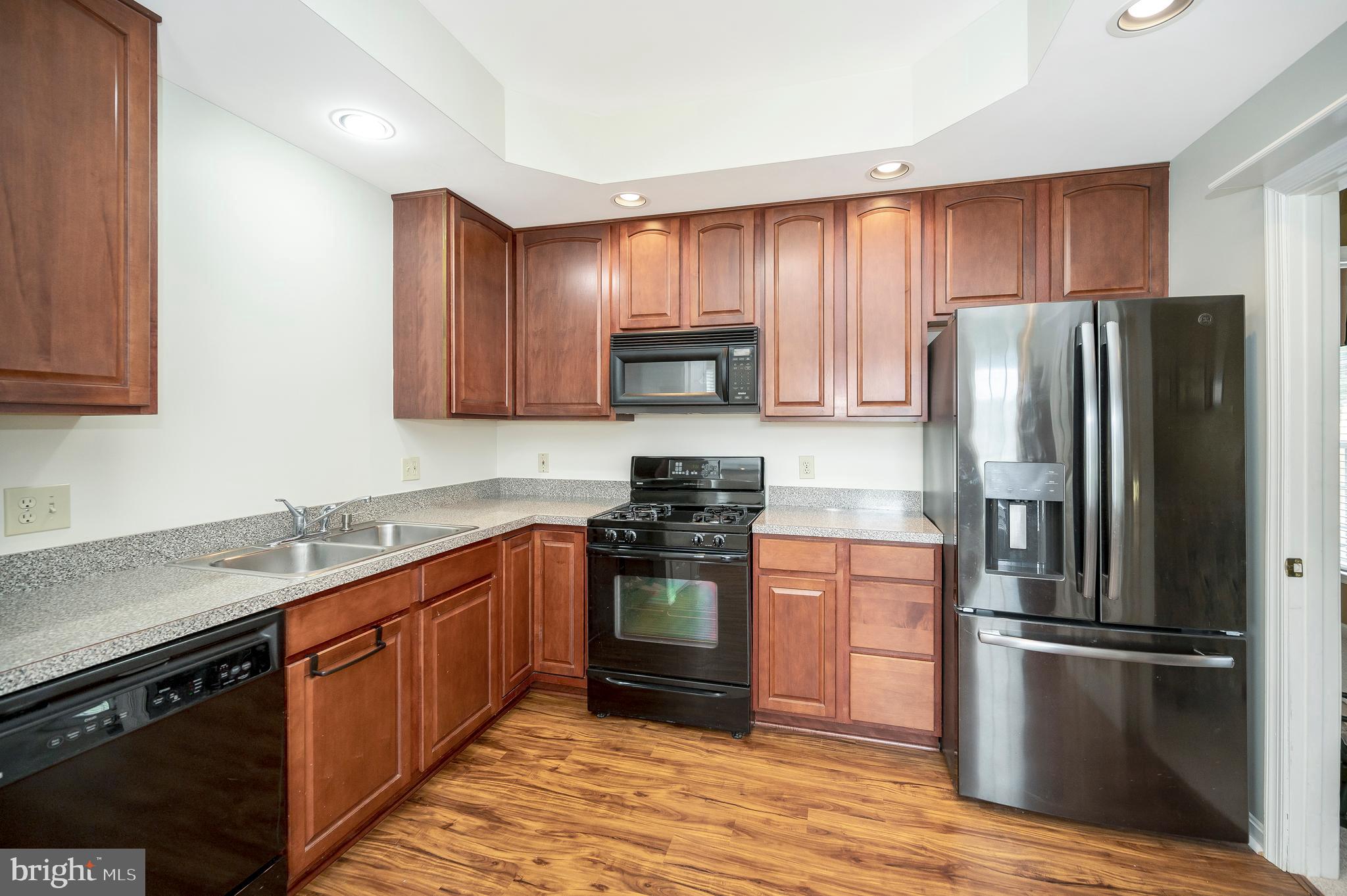 11016 Scottwood LANE