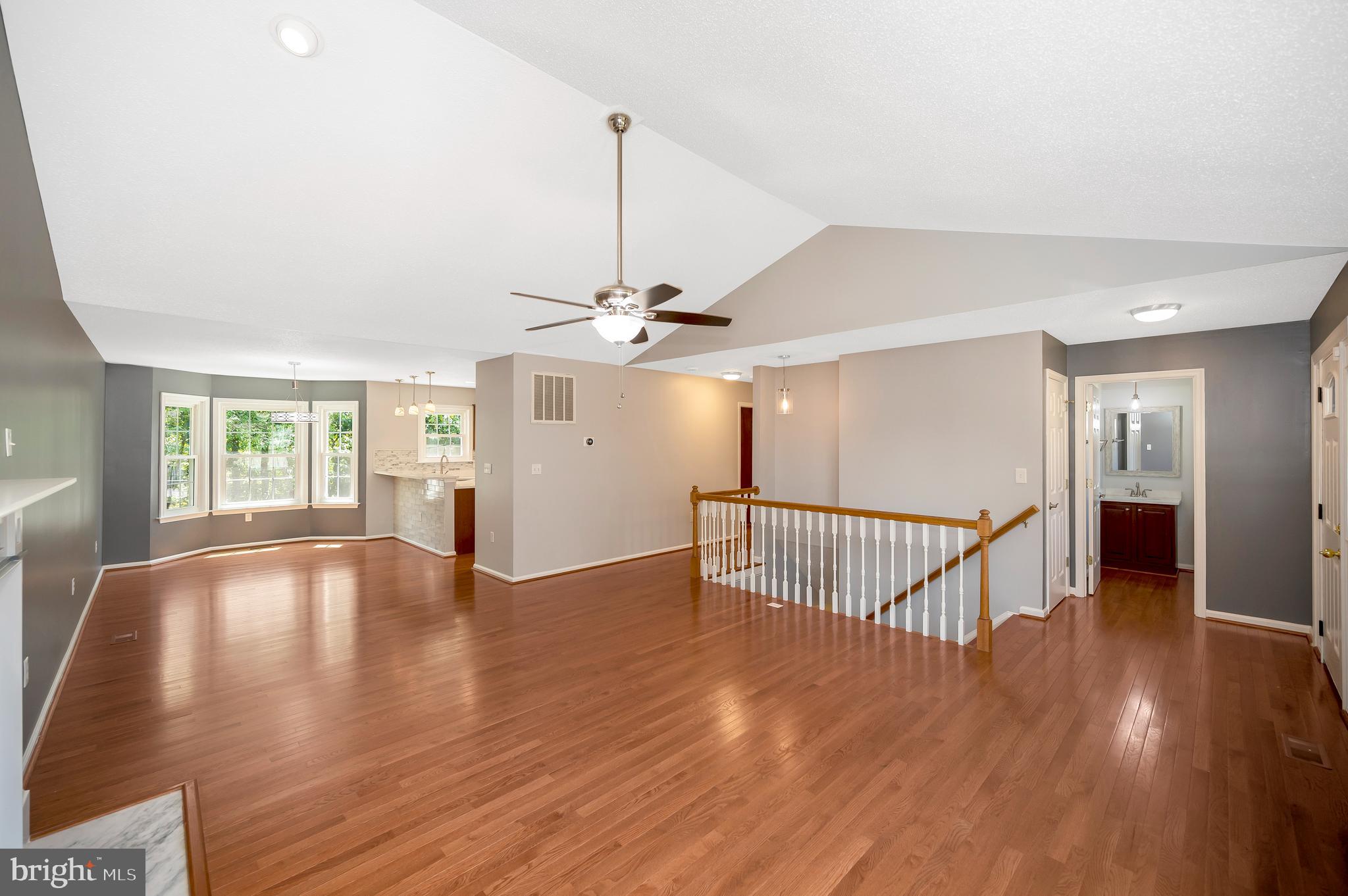 5698 Halifax Ct