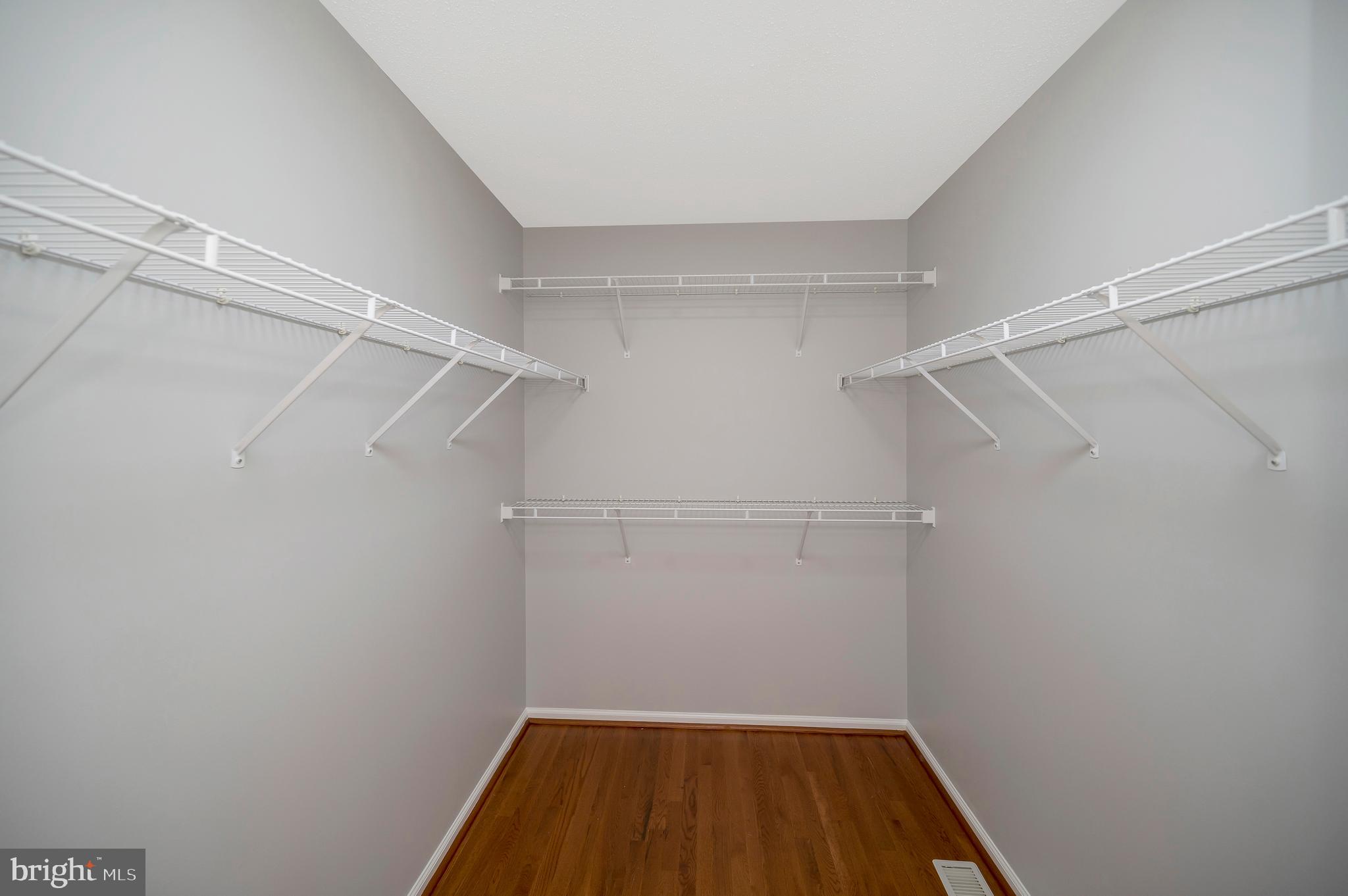 5698 Halifax Ct