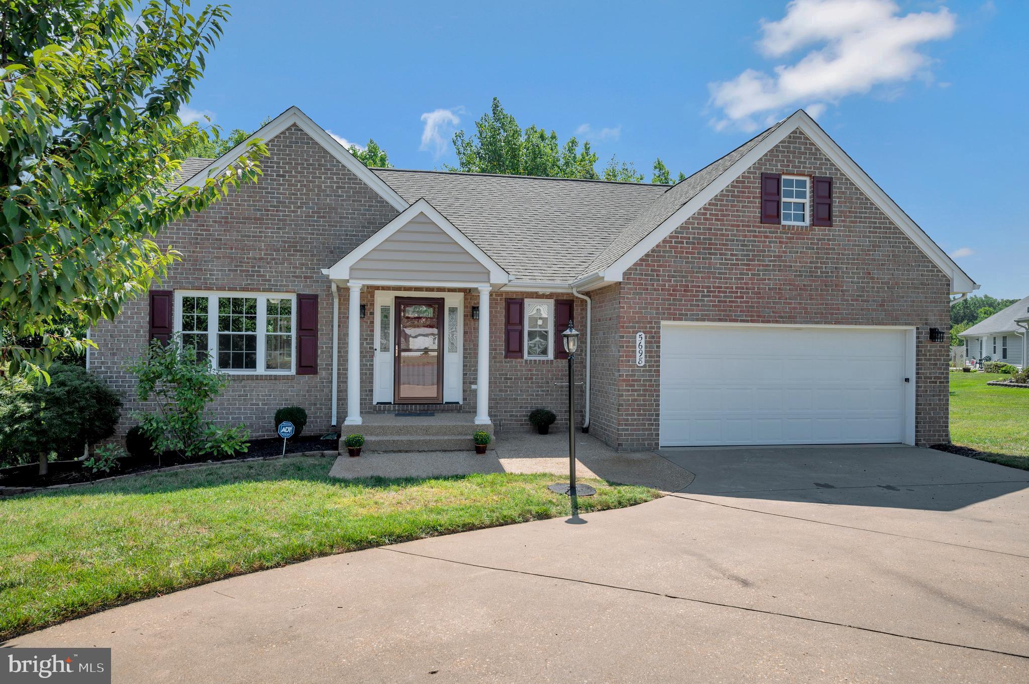 5698 Halifax Ct