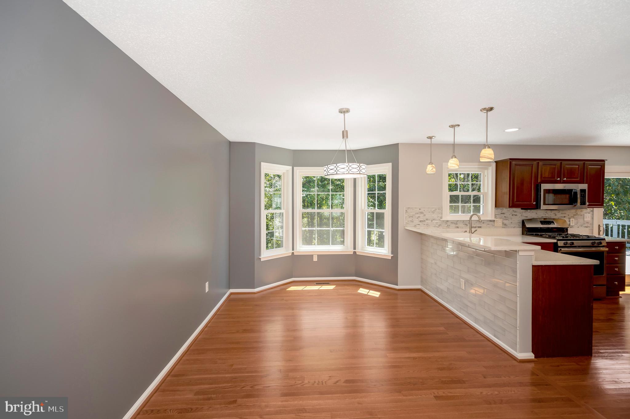 5698 Halifax Ct