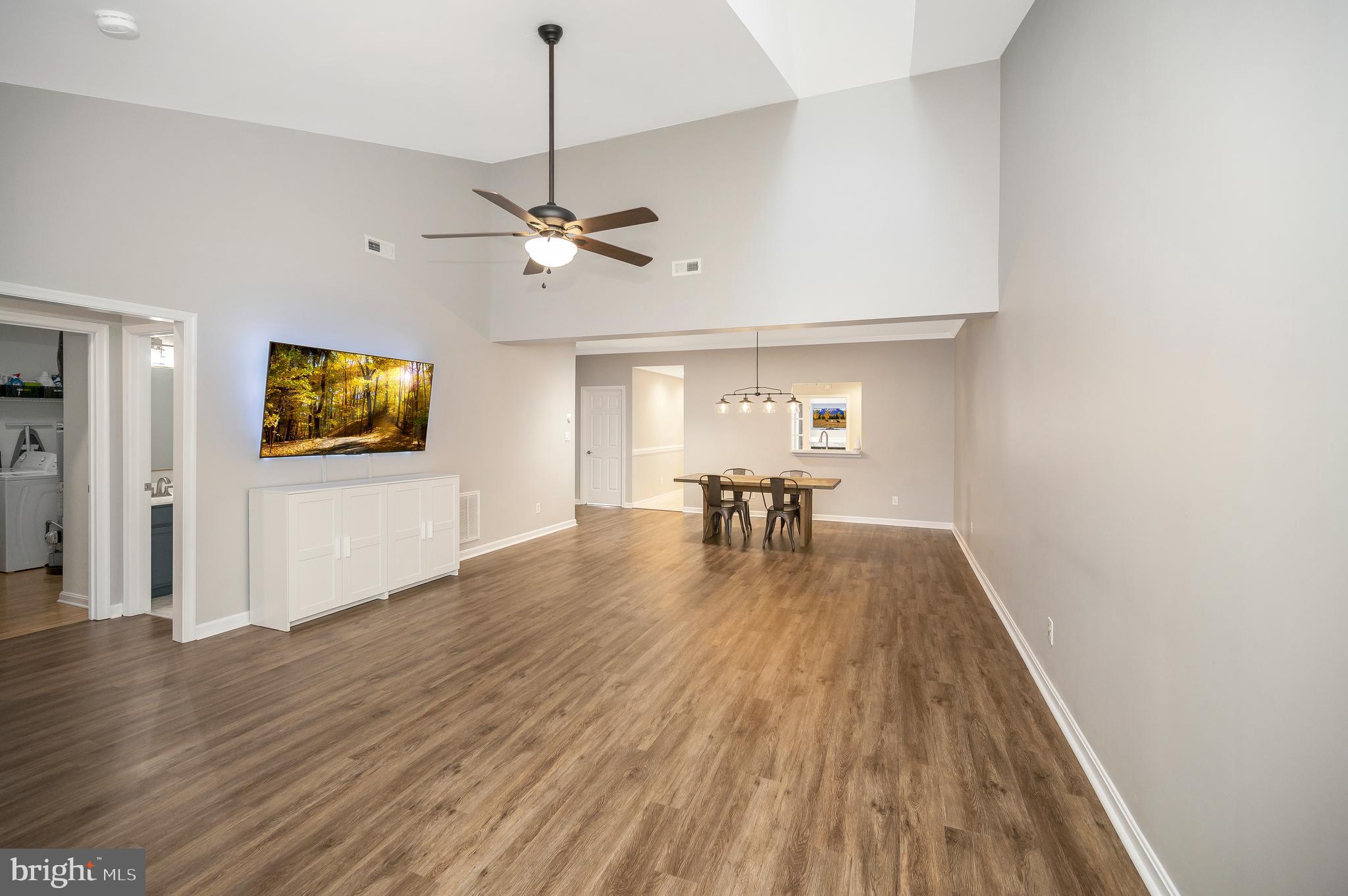 9212 Glascow DRIVE