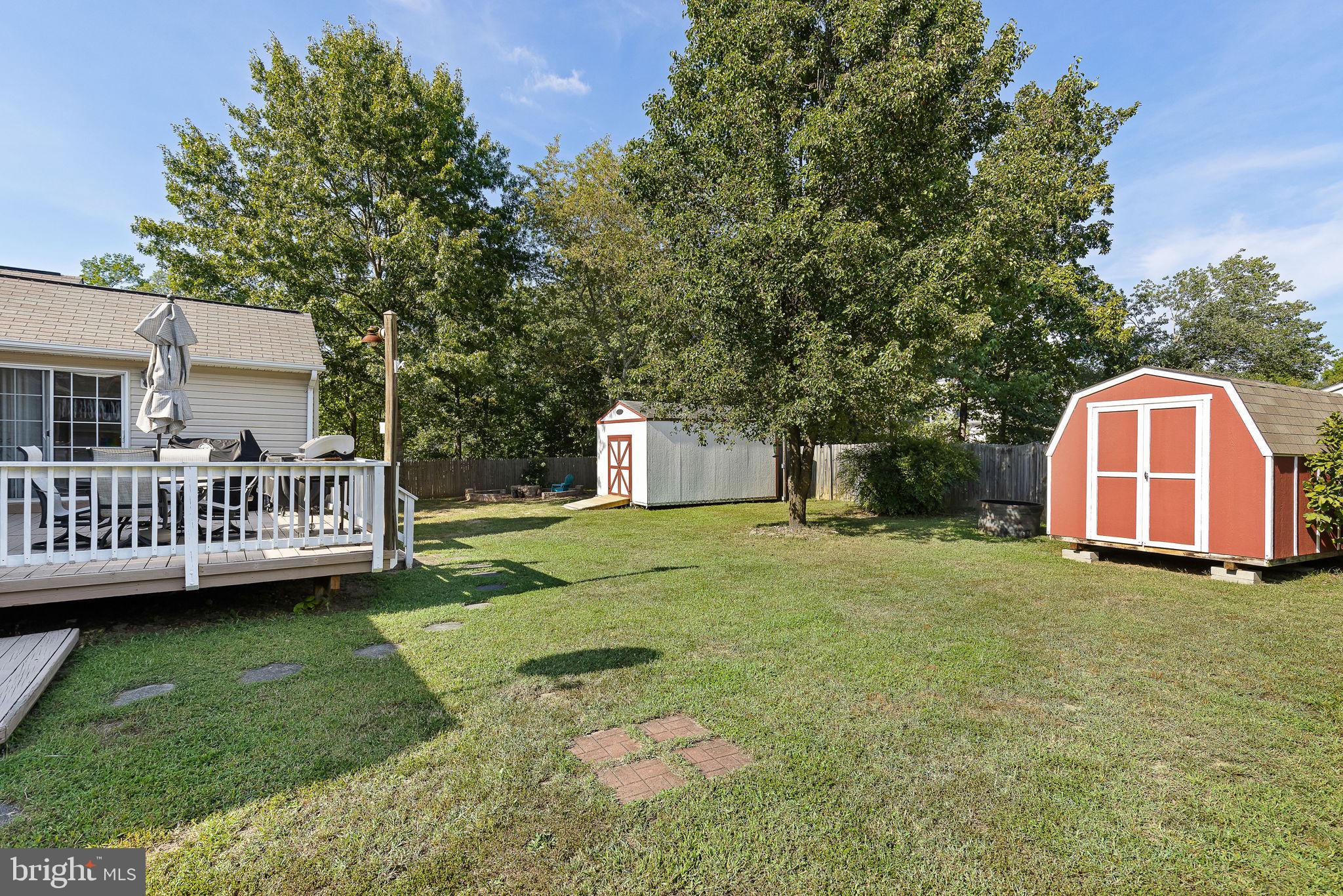 8711 Forest Glen Cir