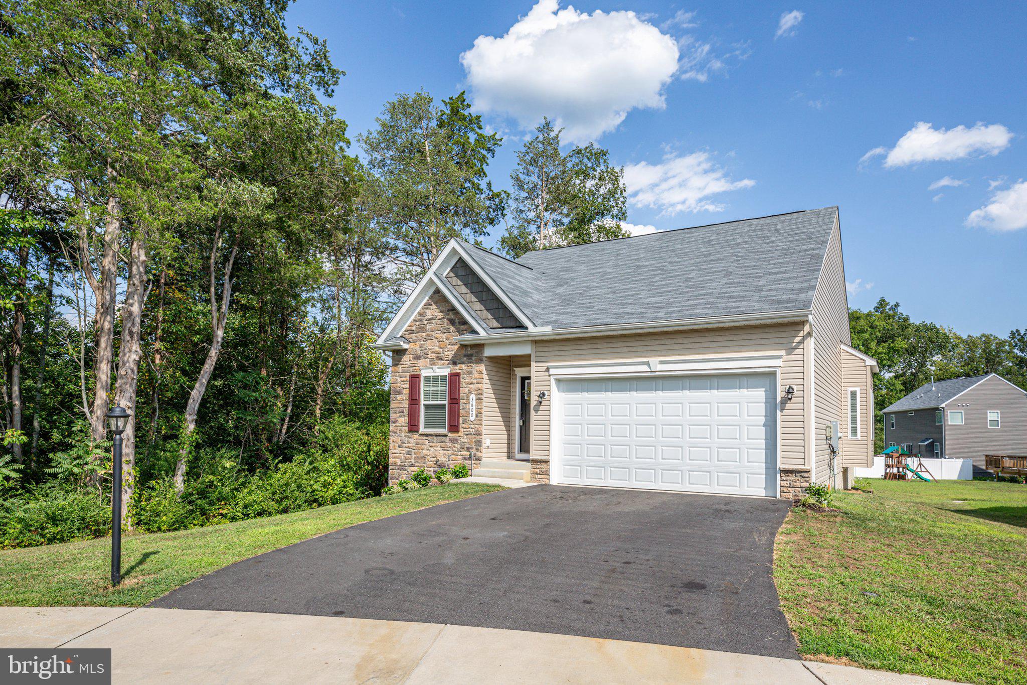 3600 Quigley Ln