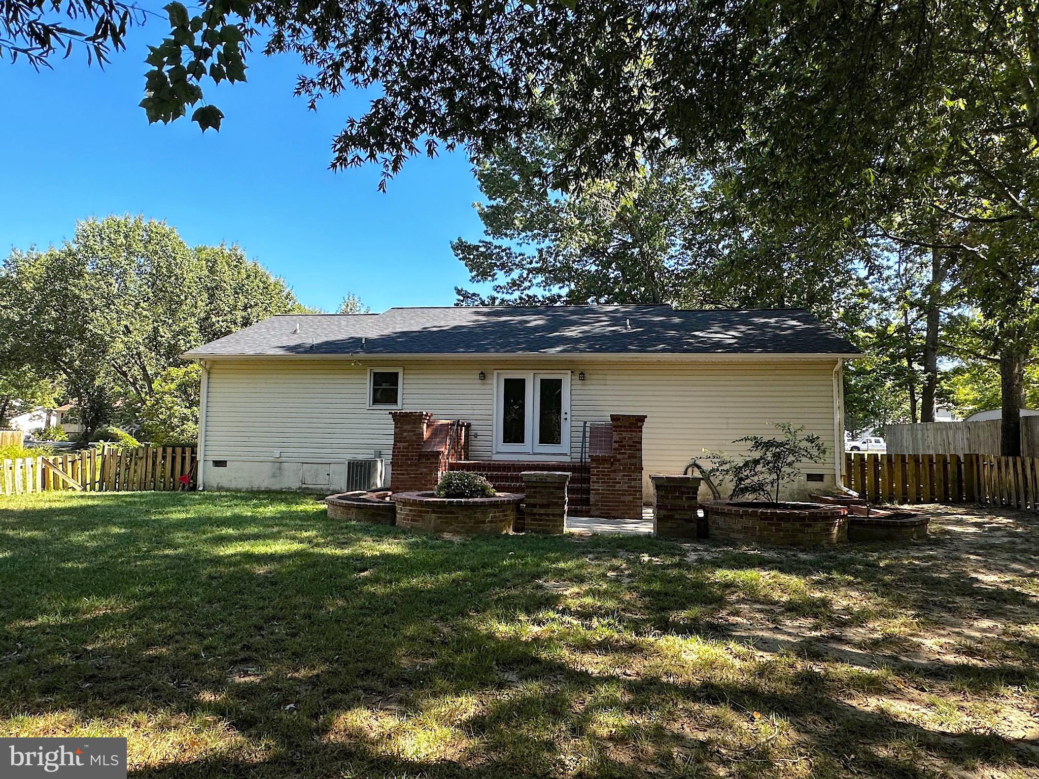 5415 Leavells Crossing DRIVE
