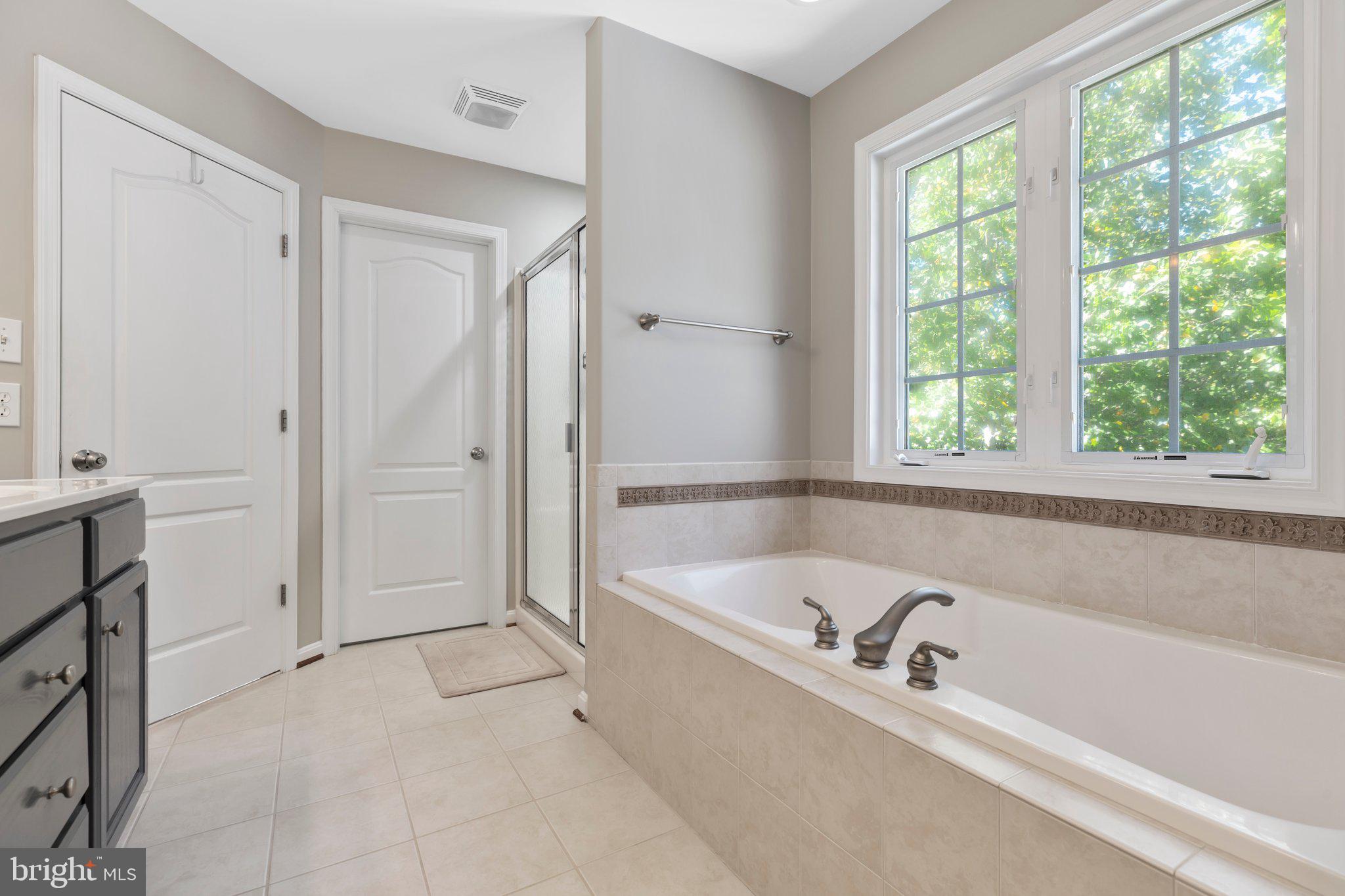 4035 Claiborne Plantation WAY