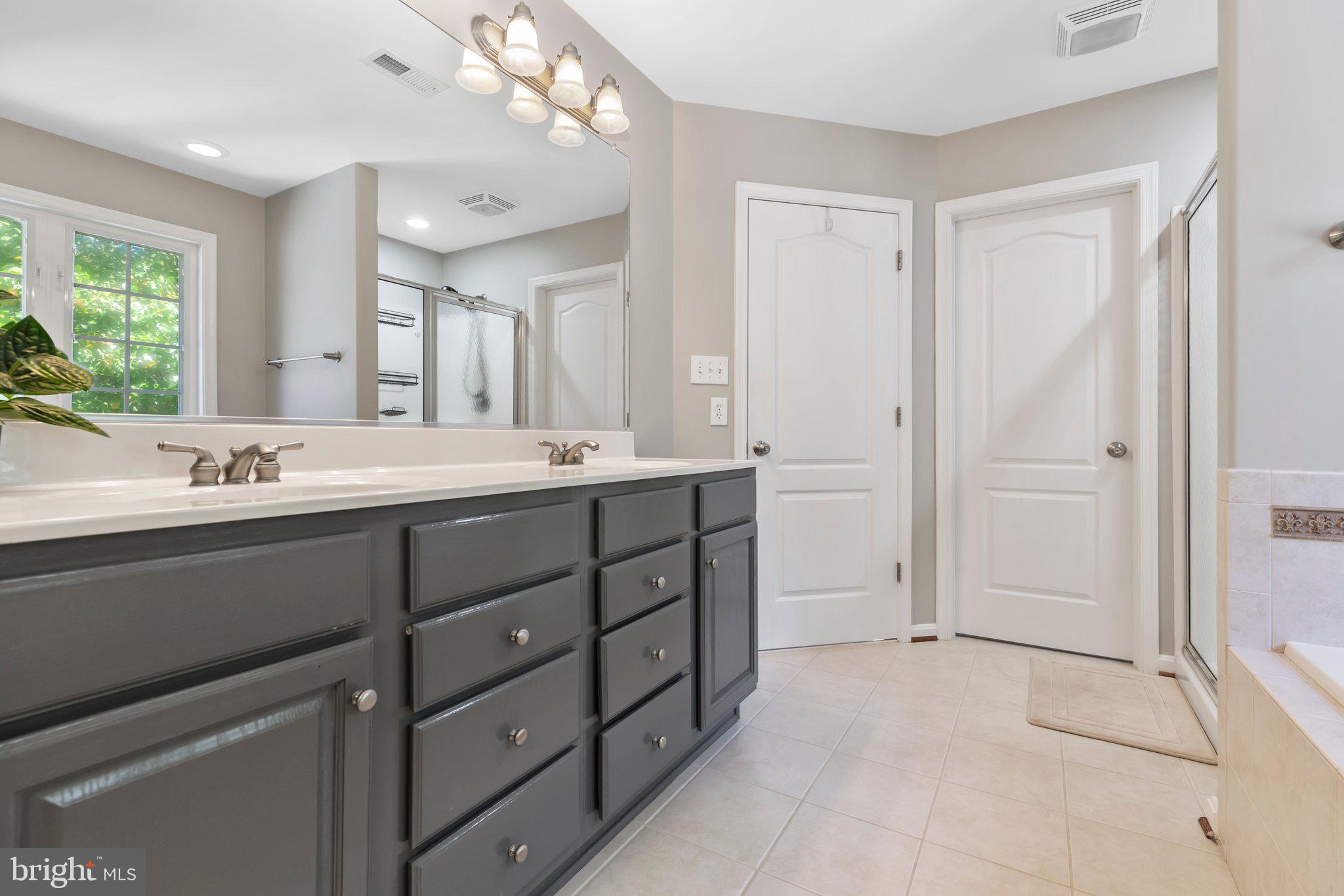 4035 Claiborne Plantation WAY
