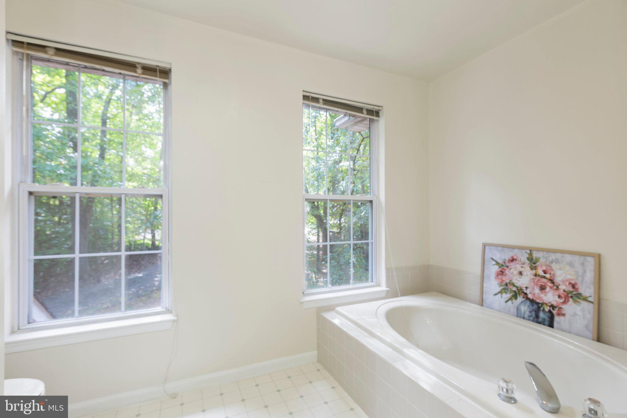 7901 Commodore COURT
