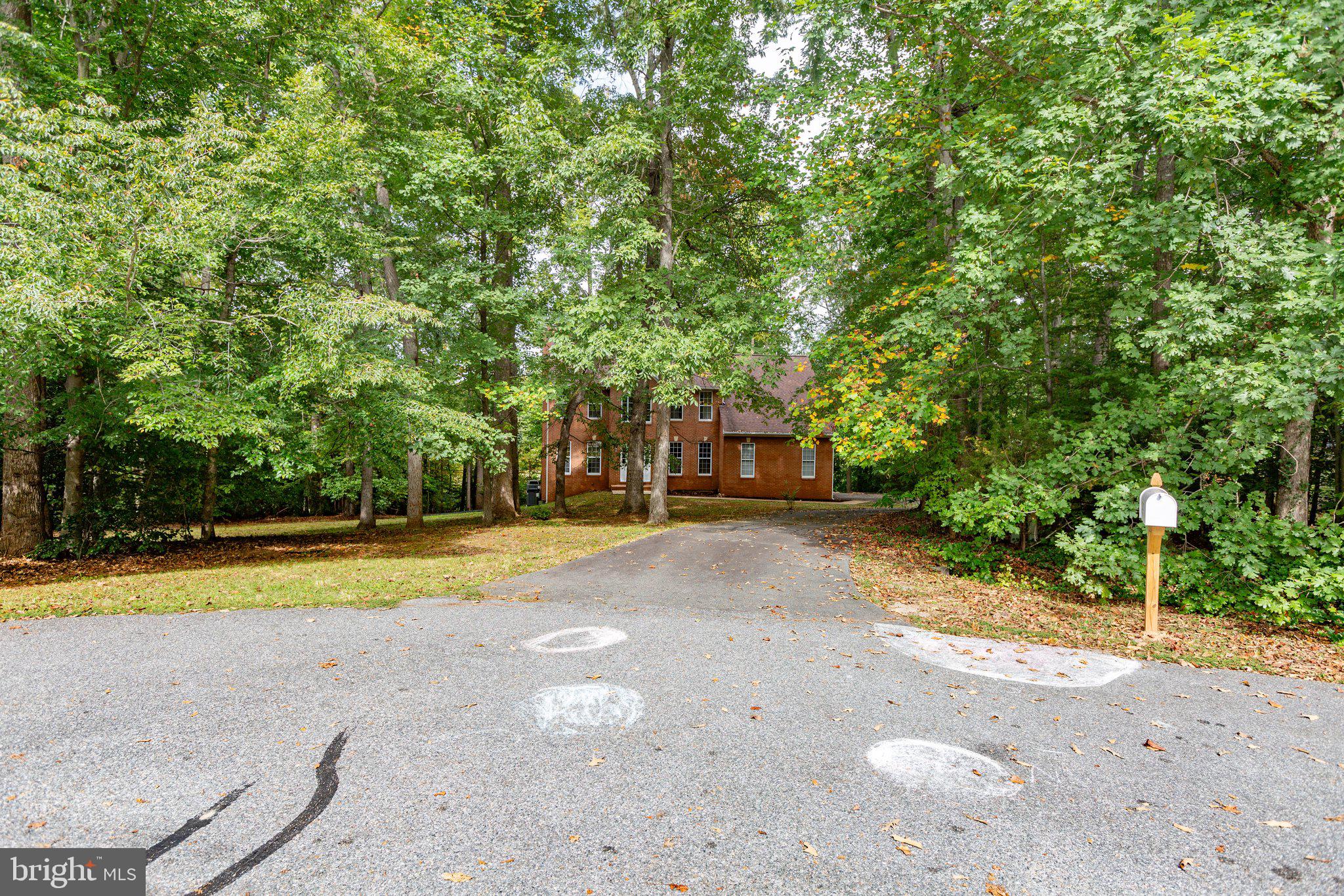 7901 Commodore COURT