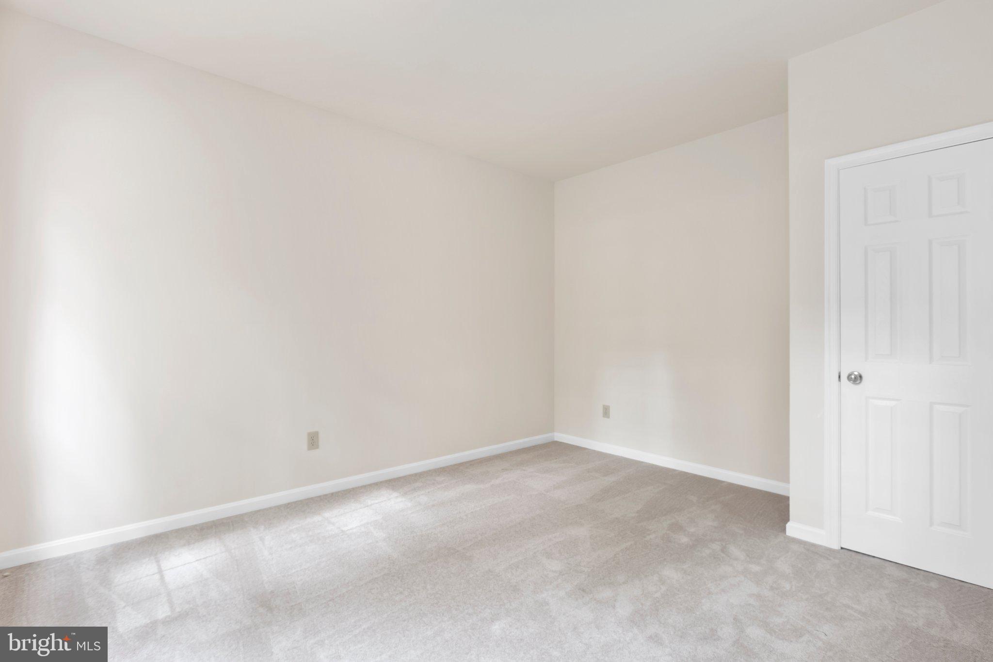7901 Commodore COURT