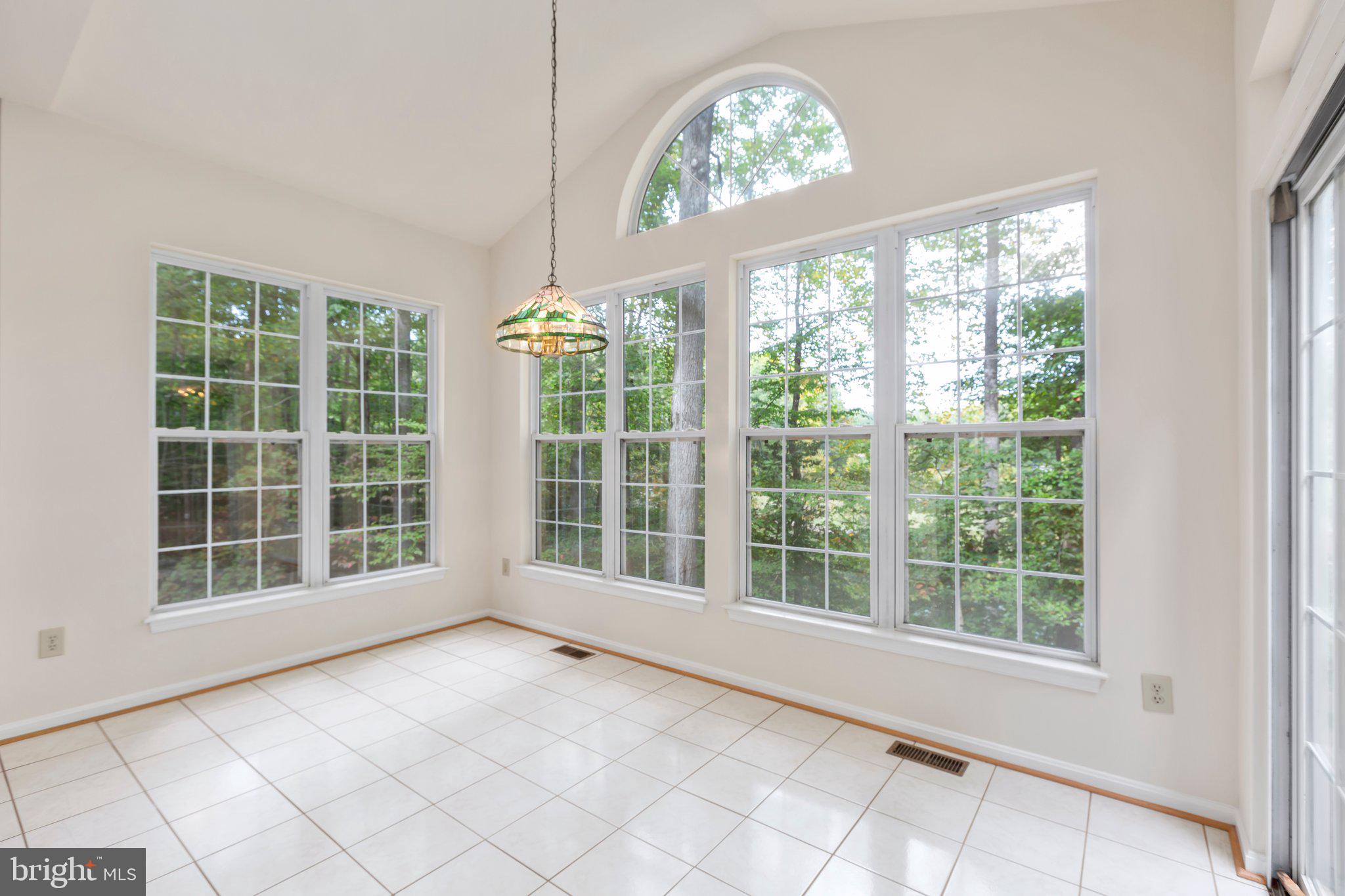 7901 Commodore COURT