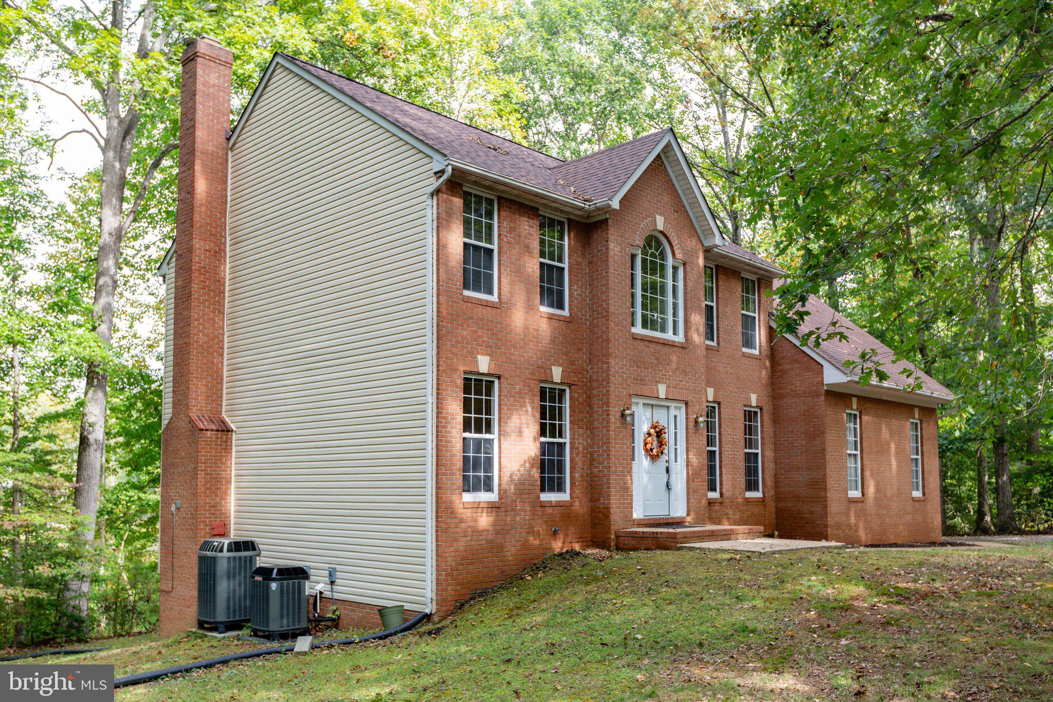 7901 Commodore COURT