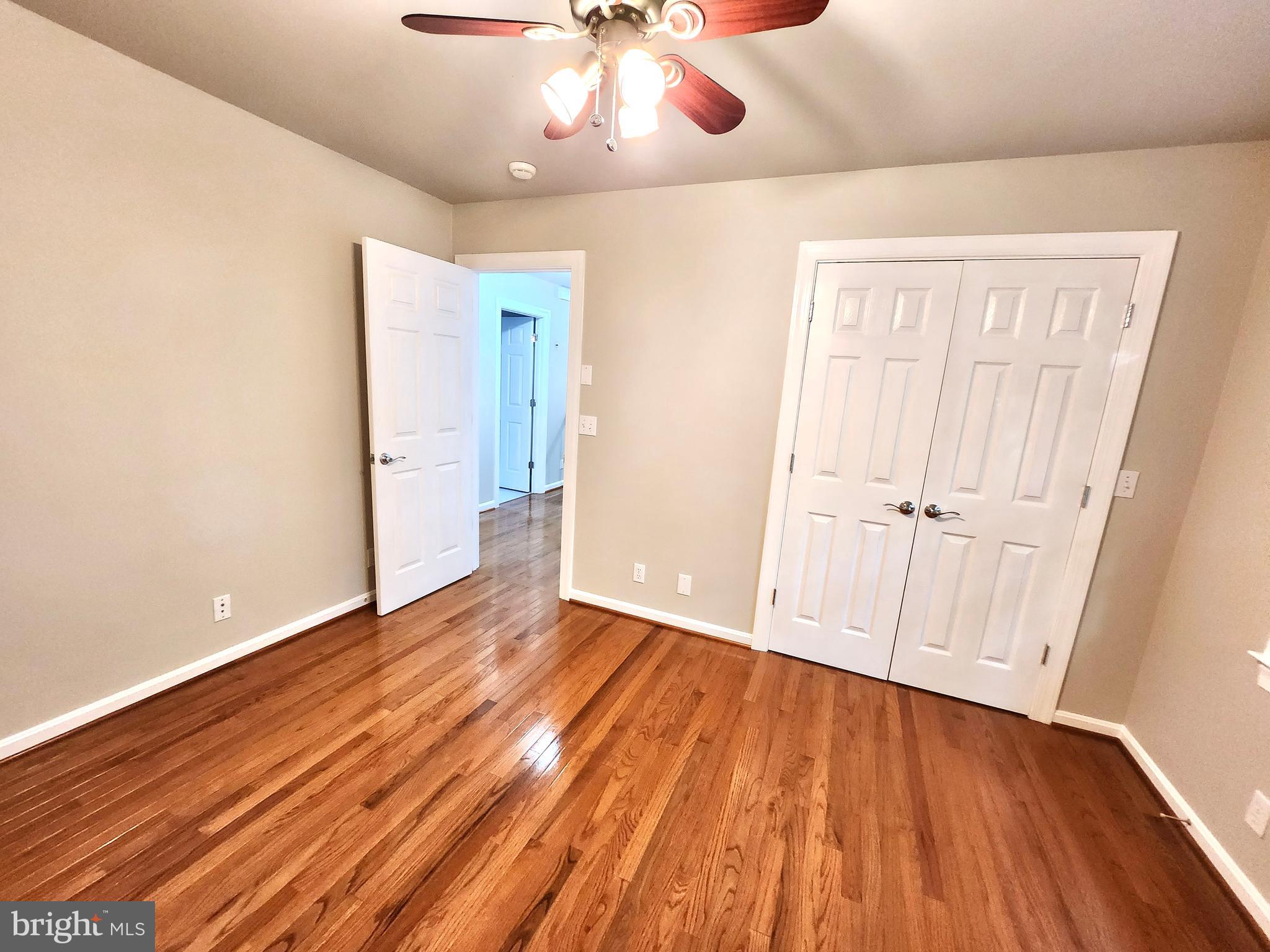 10403 Edinburgh DRIVE