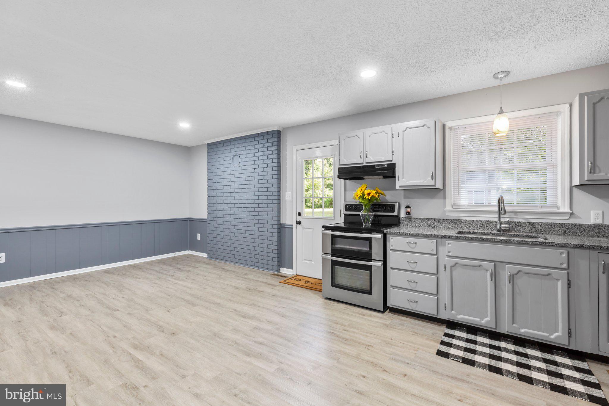 10607 Rollingwood DRIVE