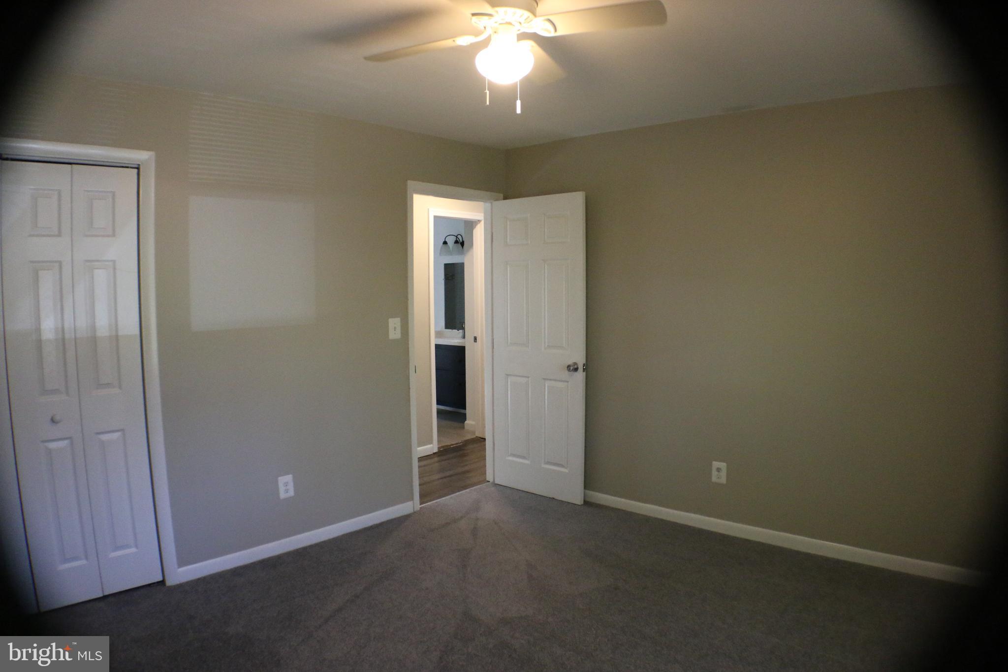 5077 MacNamara DRIVE