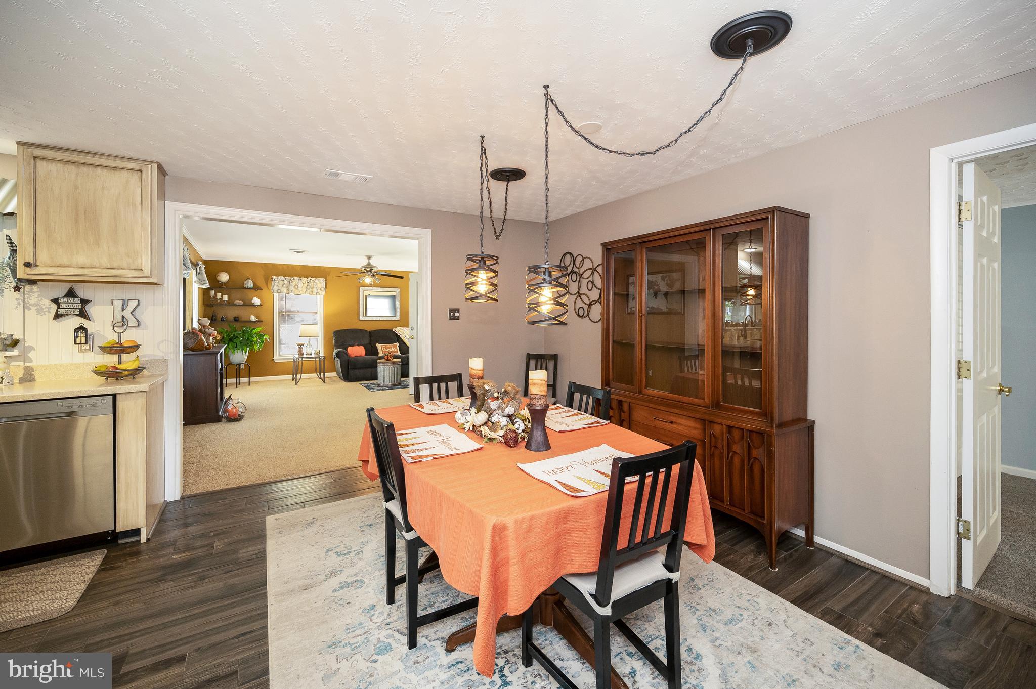 4 Wilson COURT