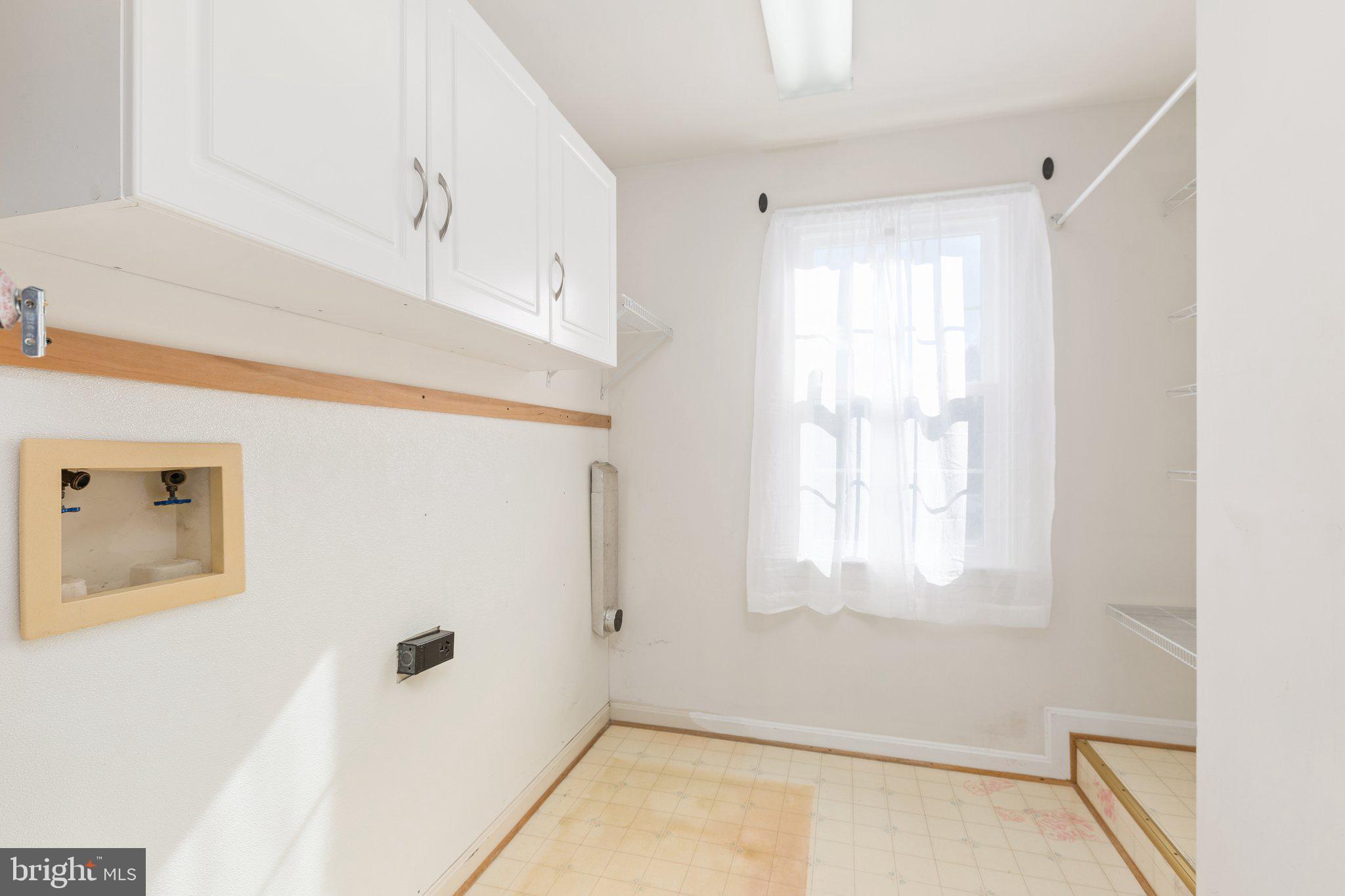 11704 Carnation COURT