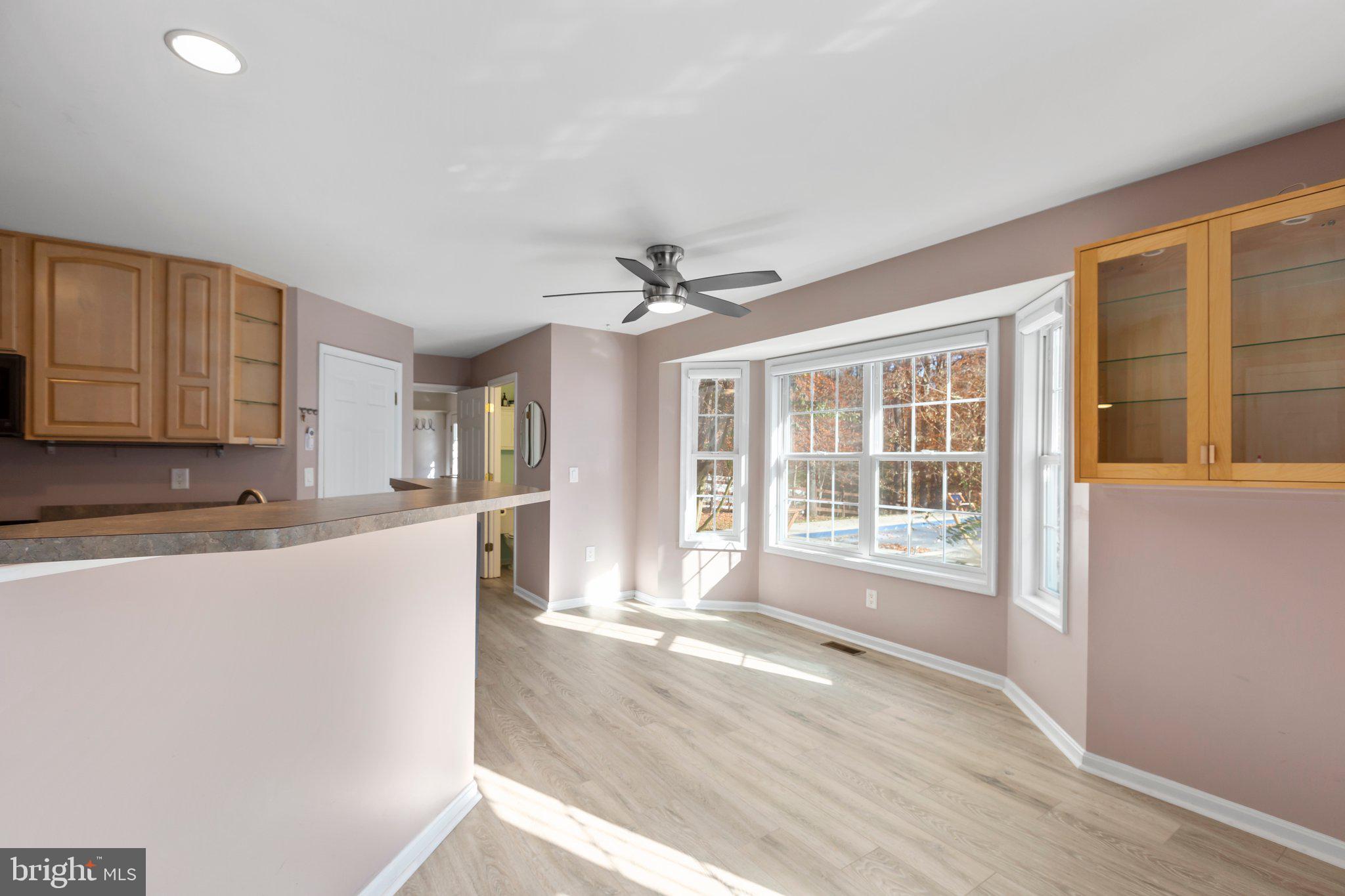 10705 Whispering WAY