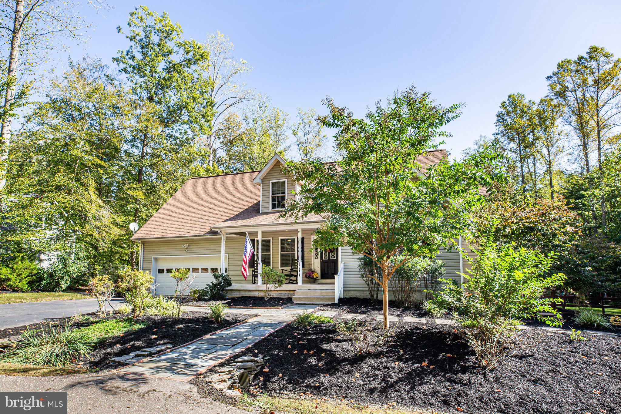 10705 Whispering WAY