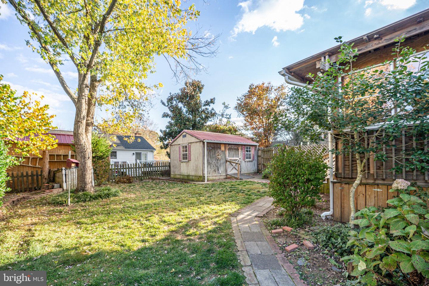 7220 Lord Barton DRIVE