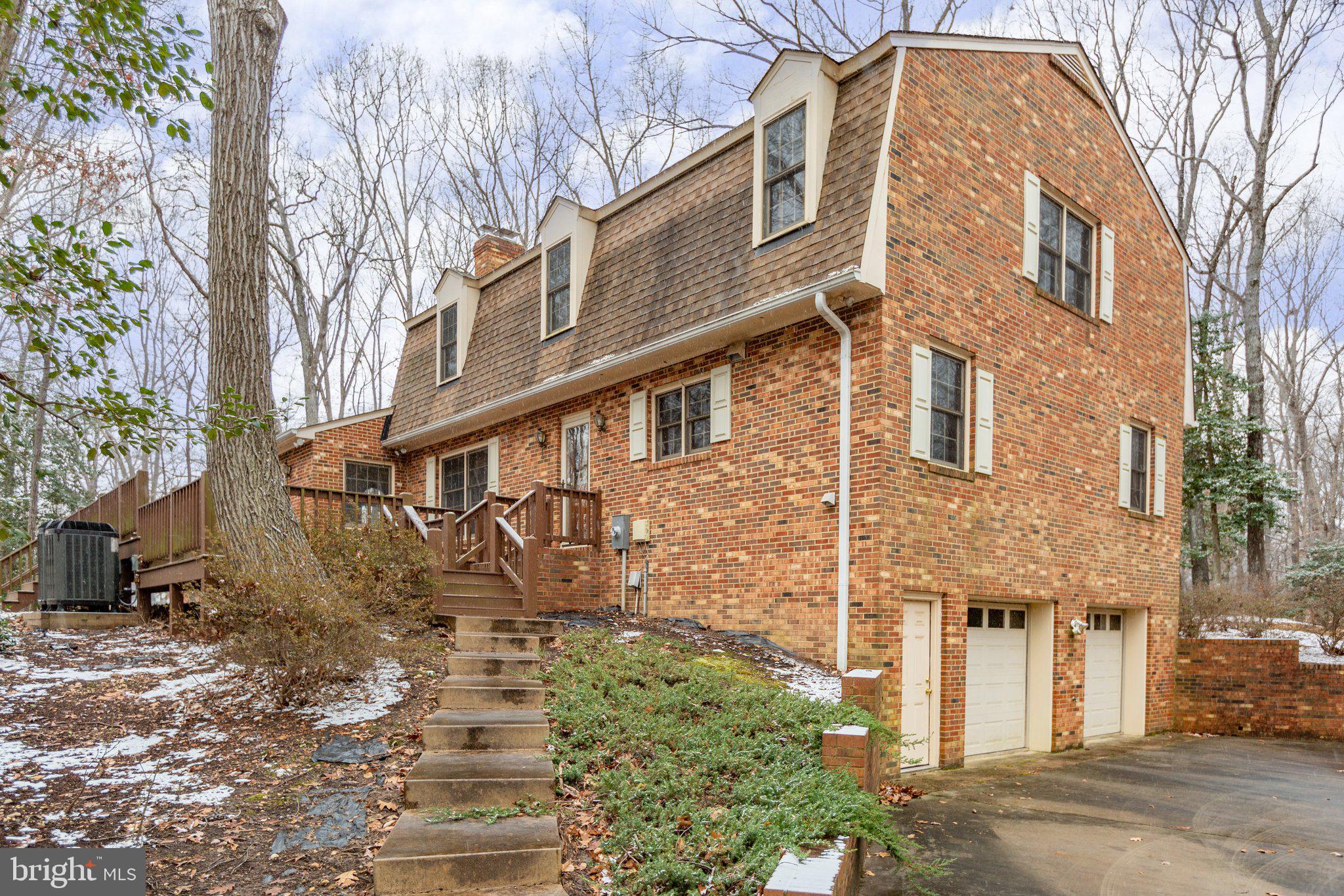 203 Ironwood LANE