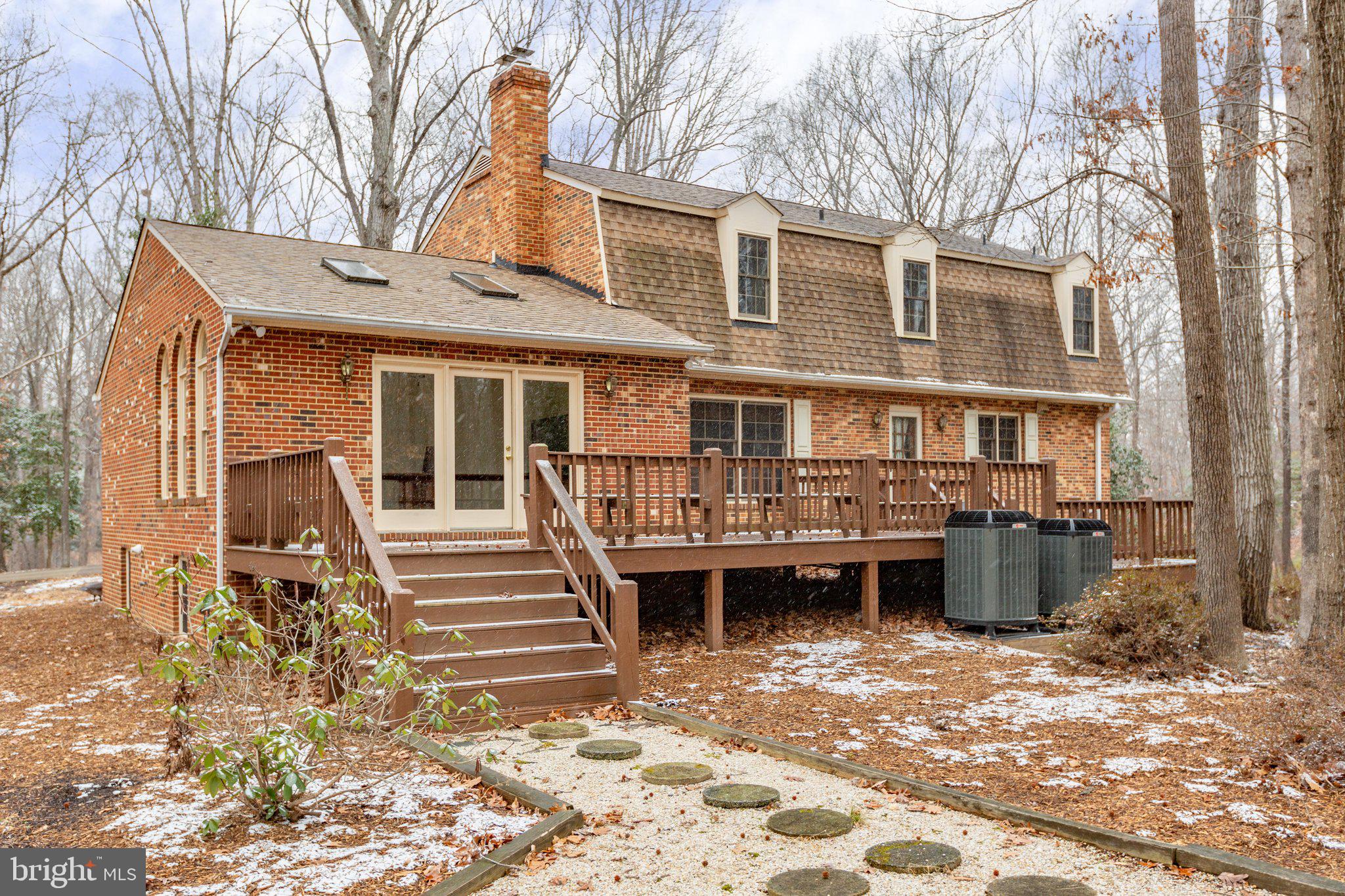 203 Ironwood LANE
