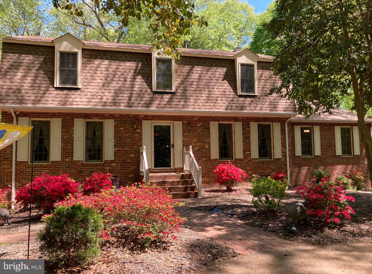 203 Ironwood LANE