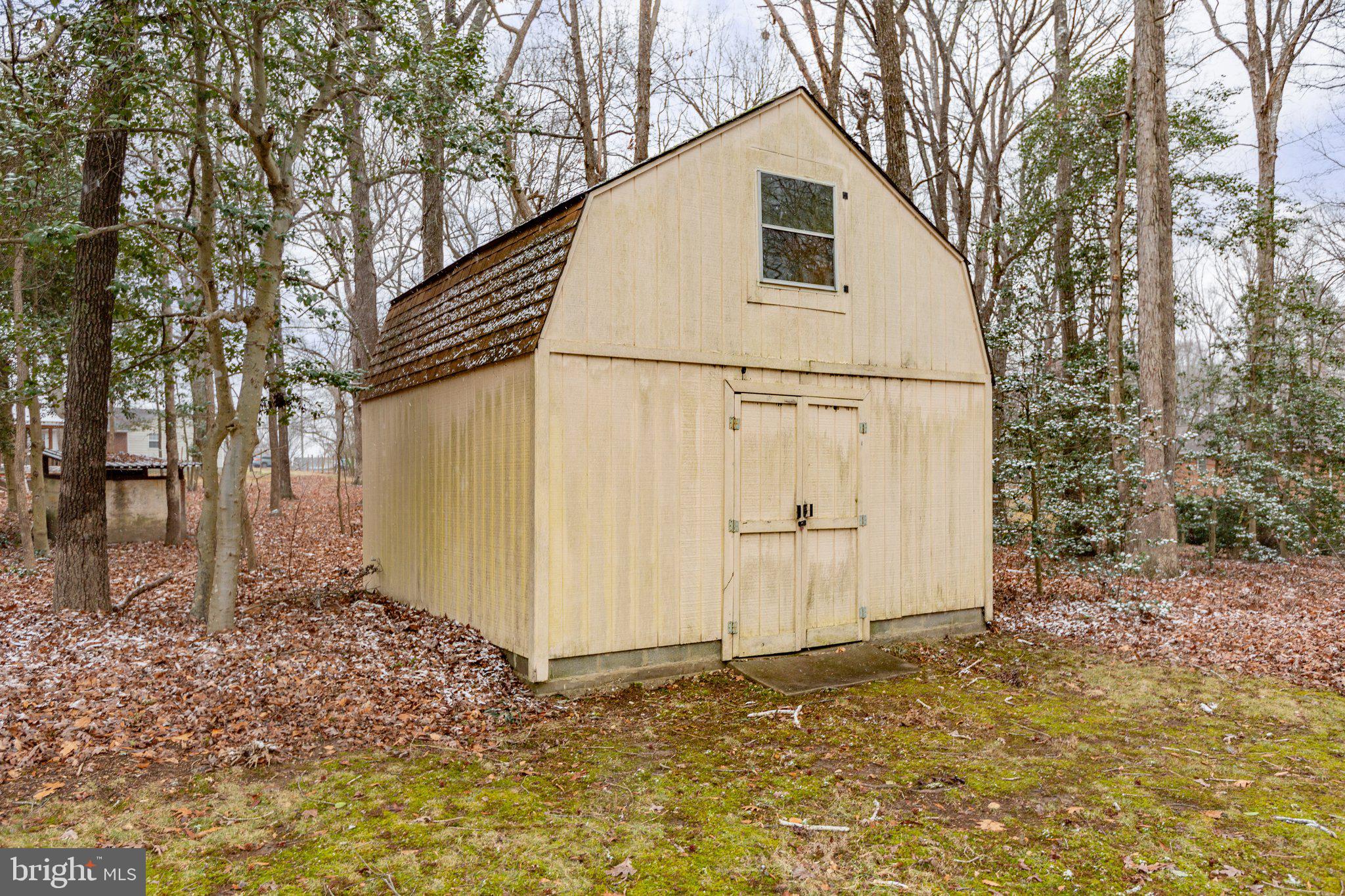203 Ironwood LANE