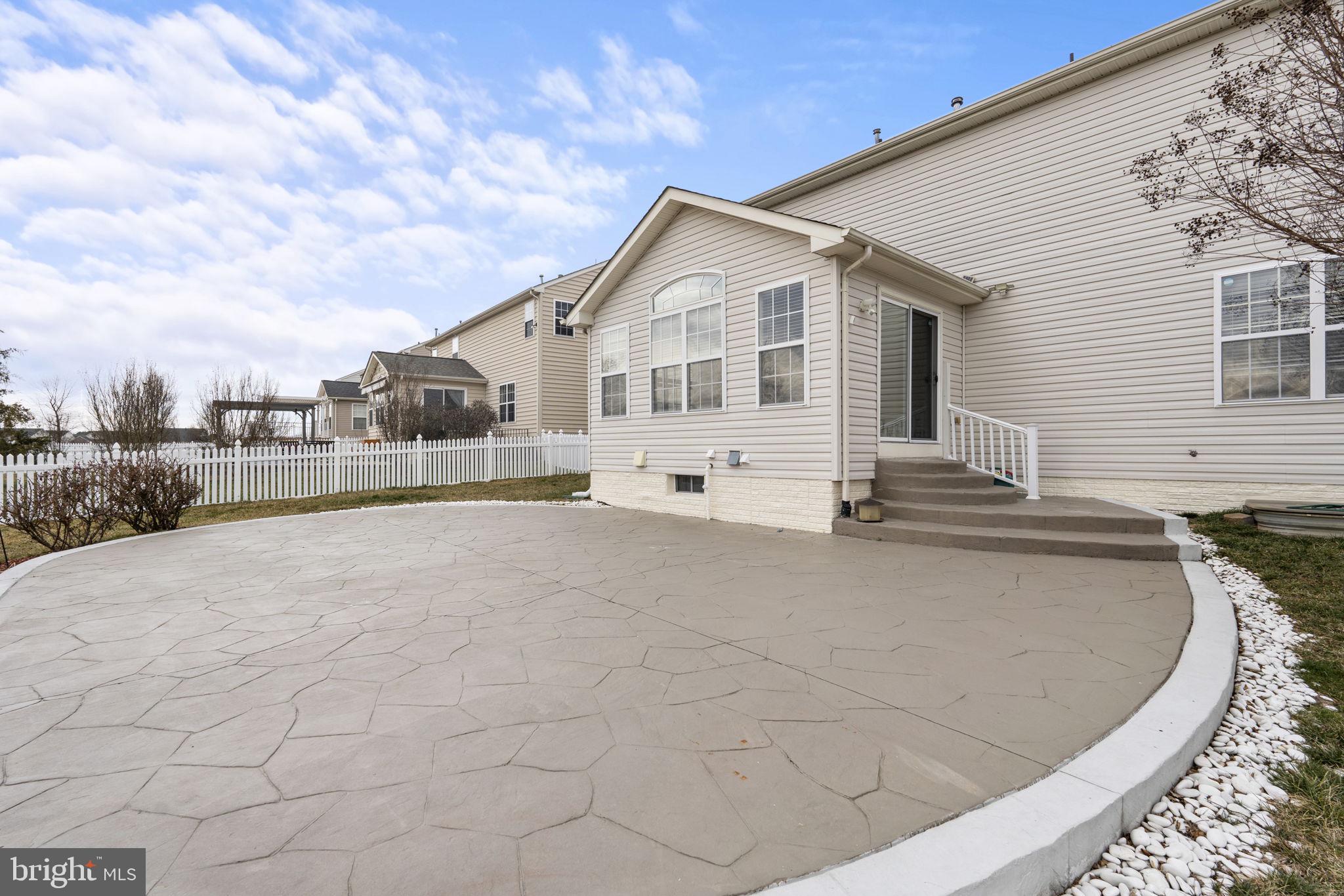 5404 Joshua Tree CIRCLE