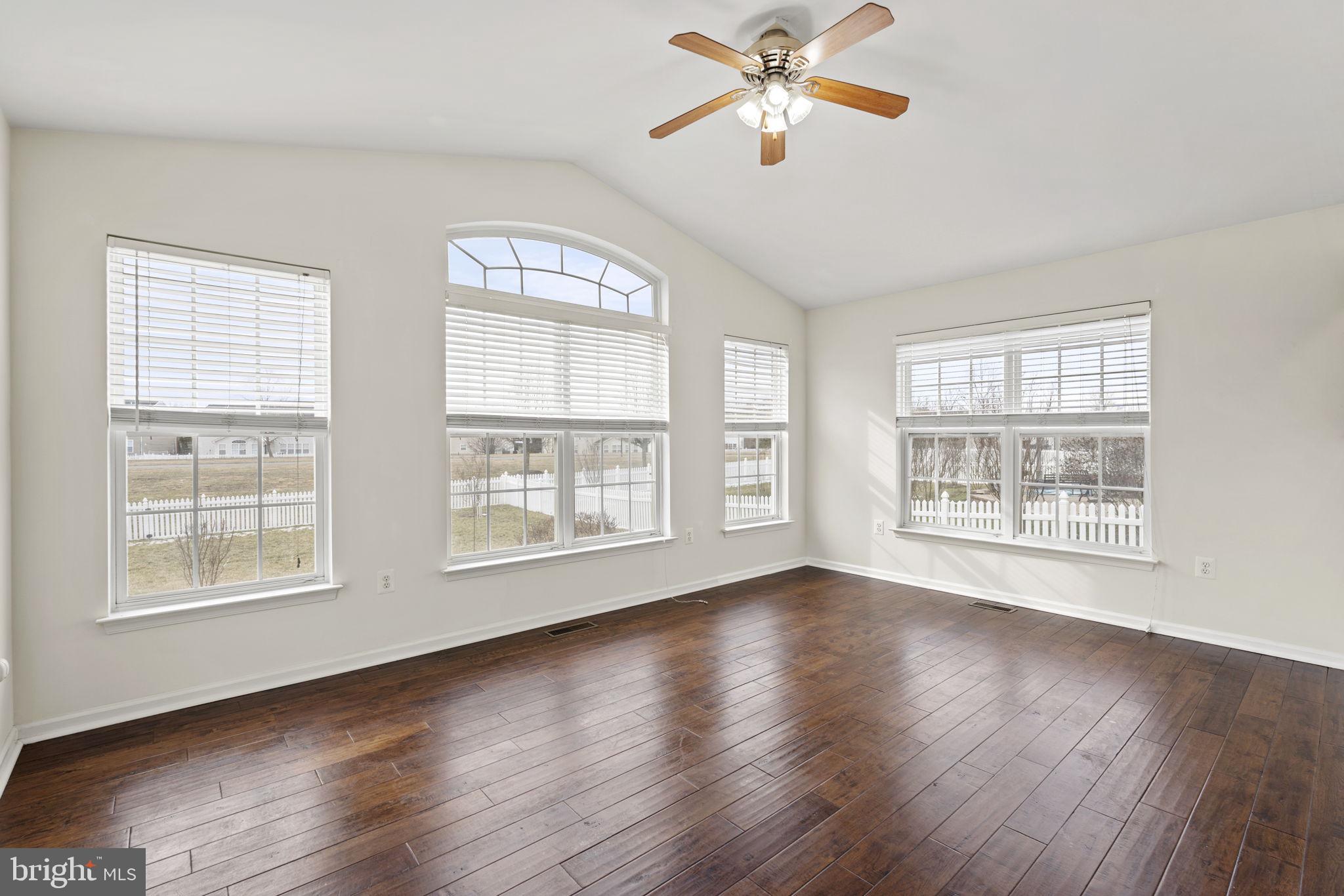 5404 Joshua Tree CIRCLE