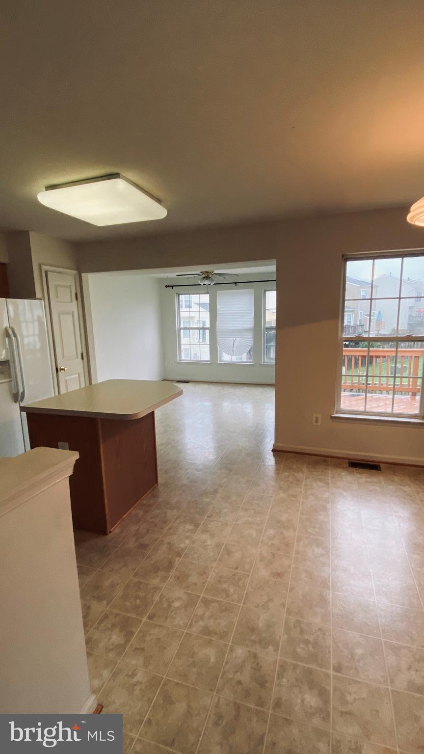 7108 Finch LANE