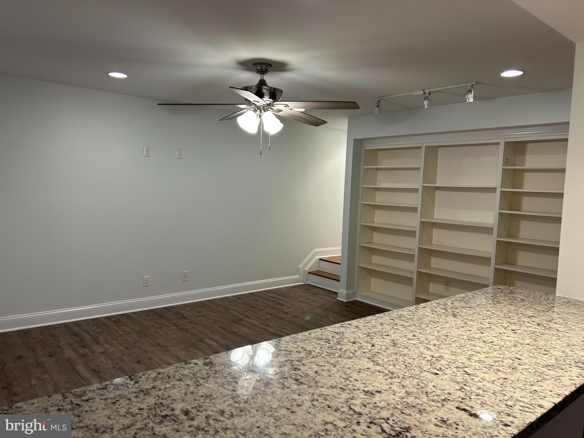 4101 Corbin Hall Lane Unit: BASEMENT APARTMENT