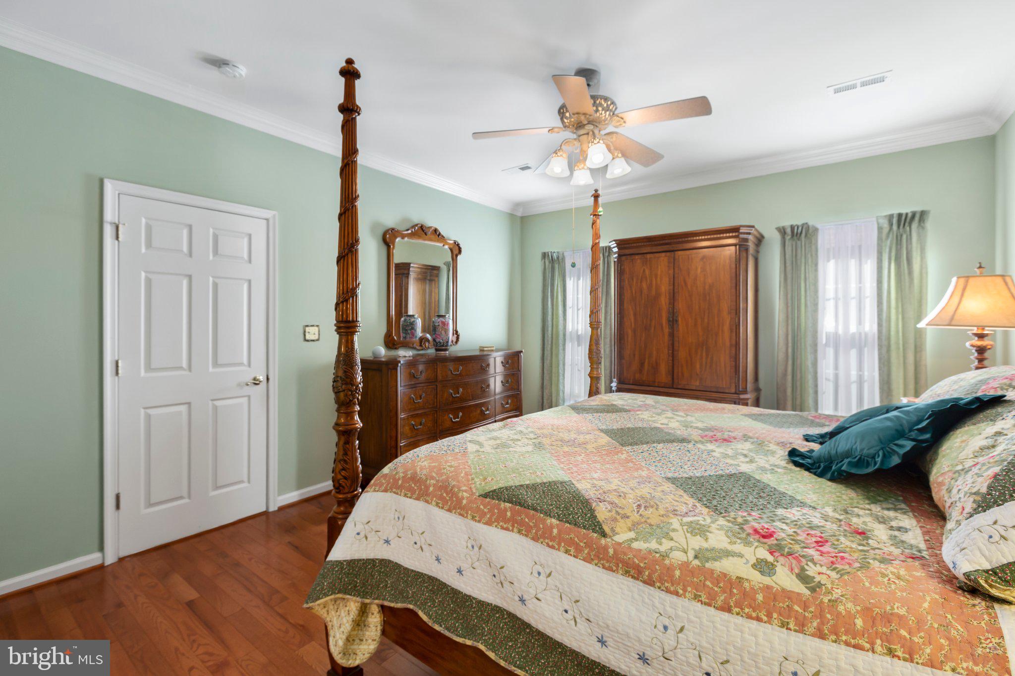 13008 Trench Ct