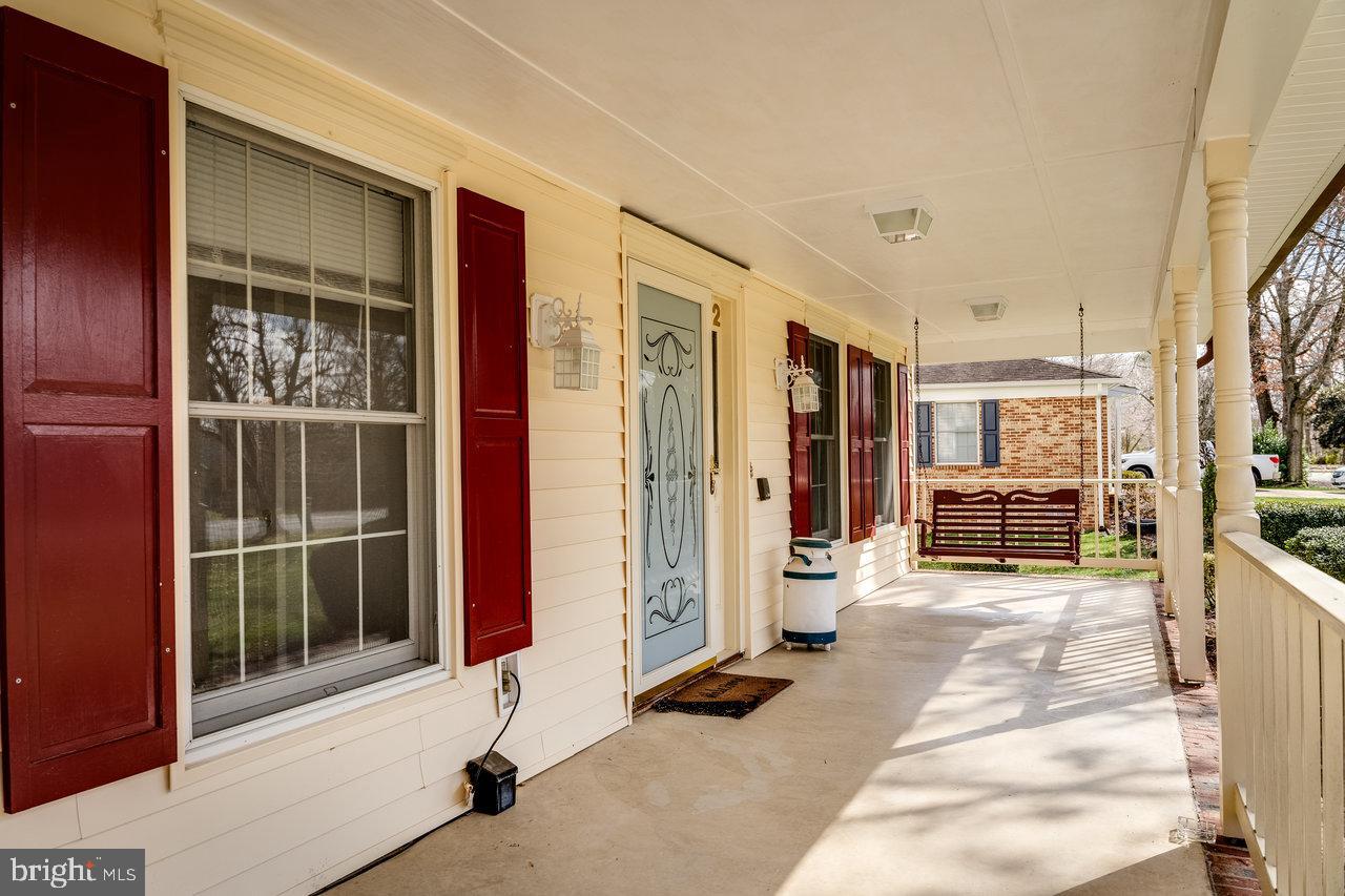 412 Breezewood Dr