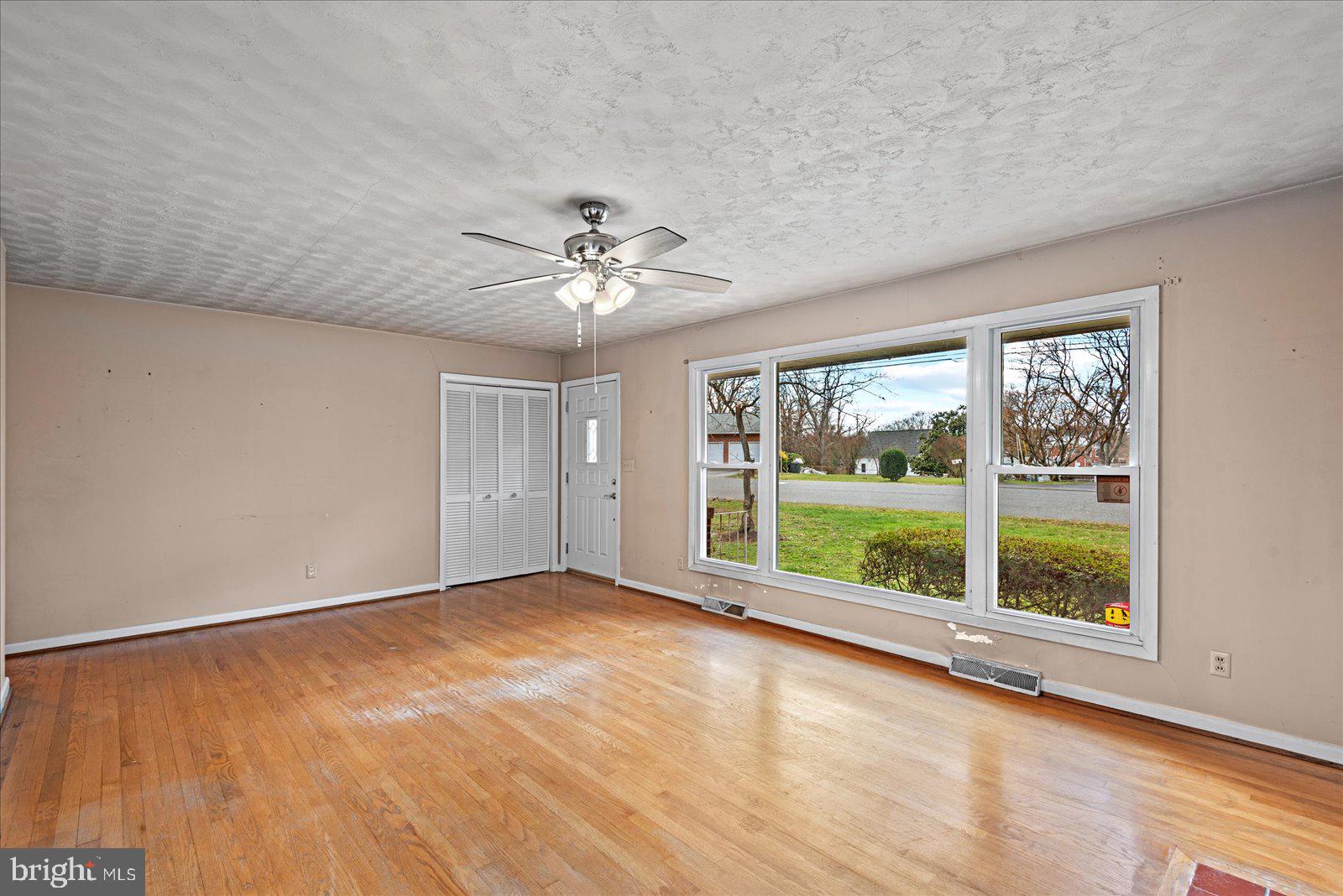 12401 Greengate Rd