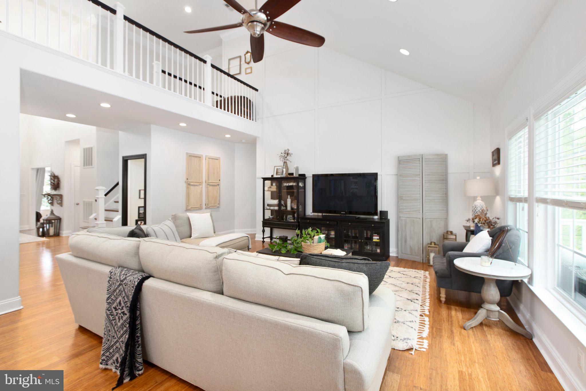 11403 Bluffs Rdg