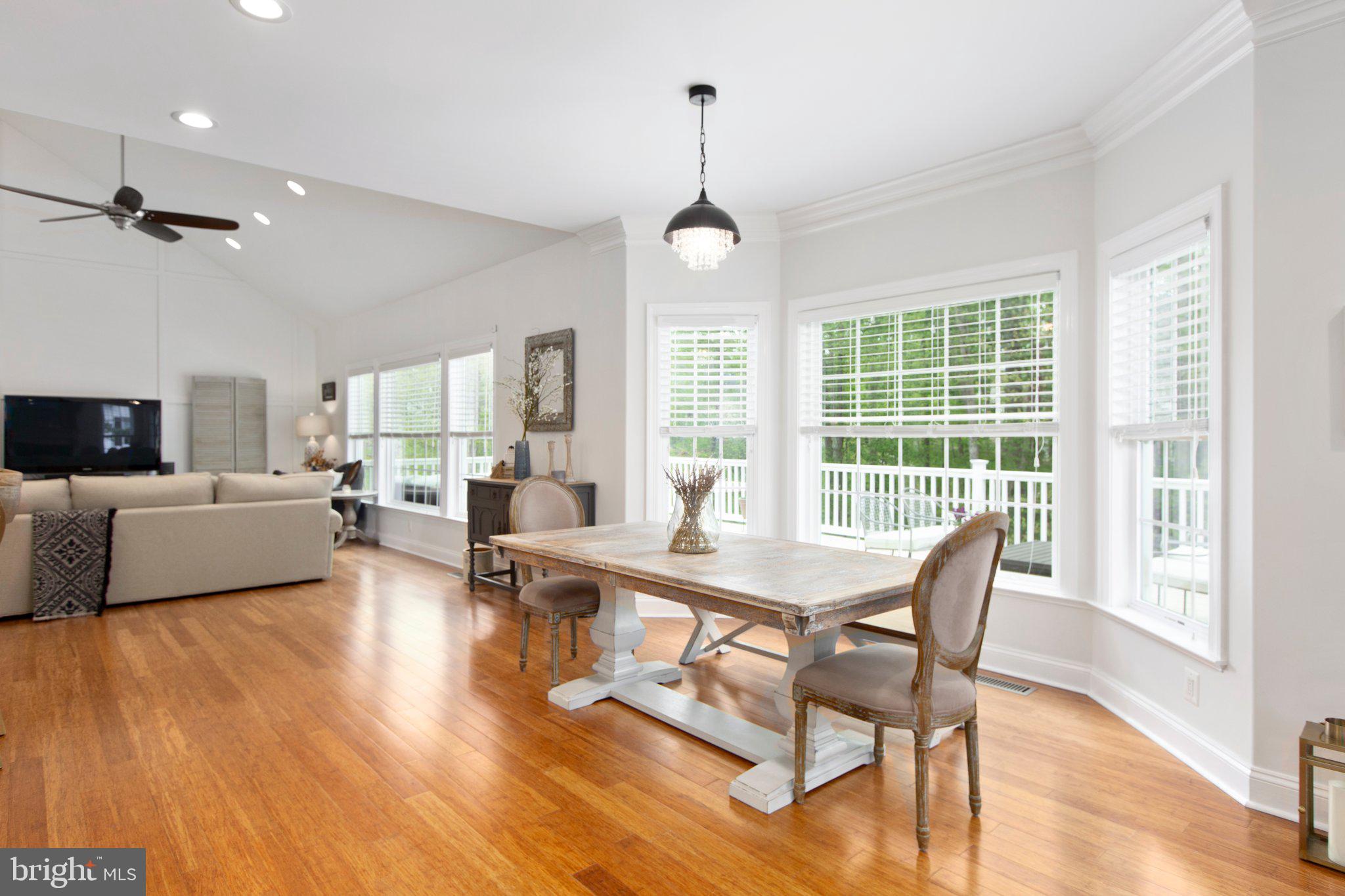 11403 Bluffs Rdg