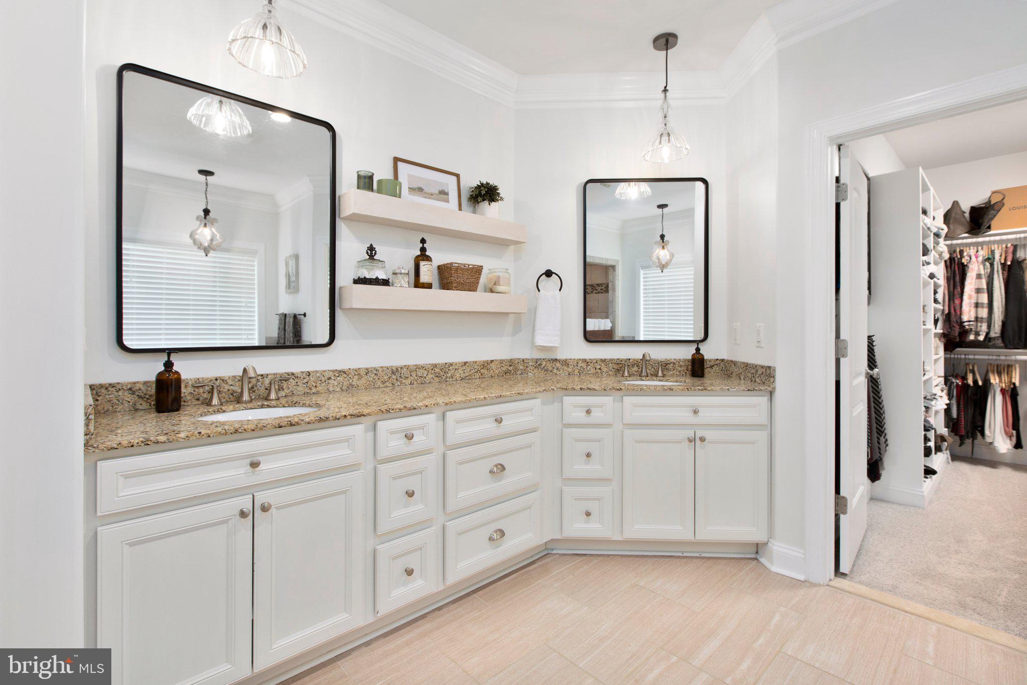 11403 Bluffs Rdg