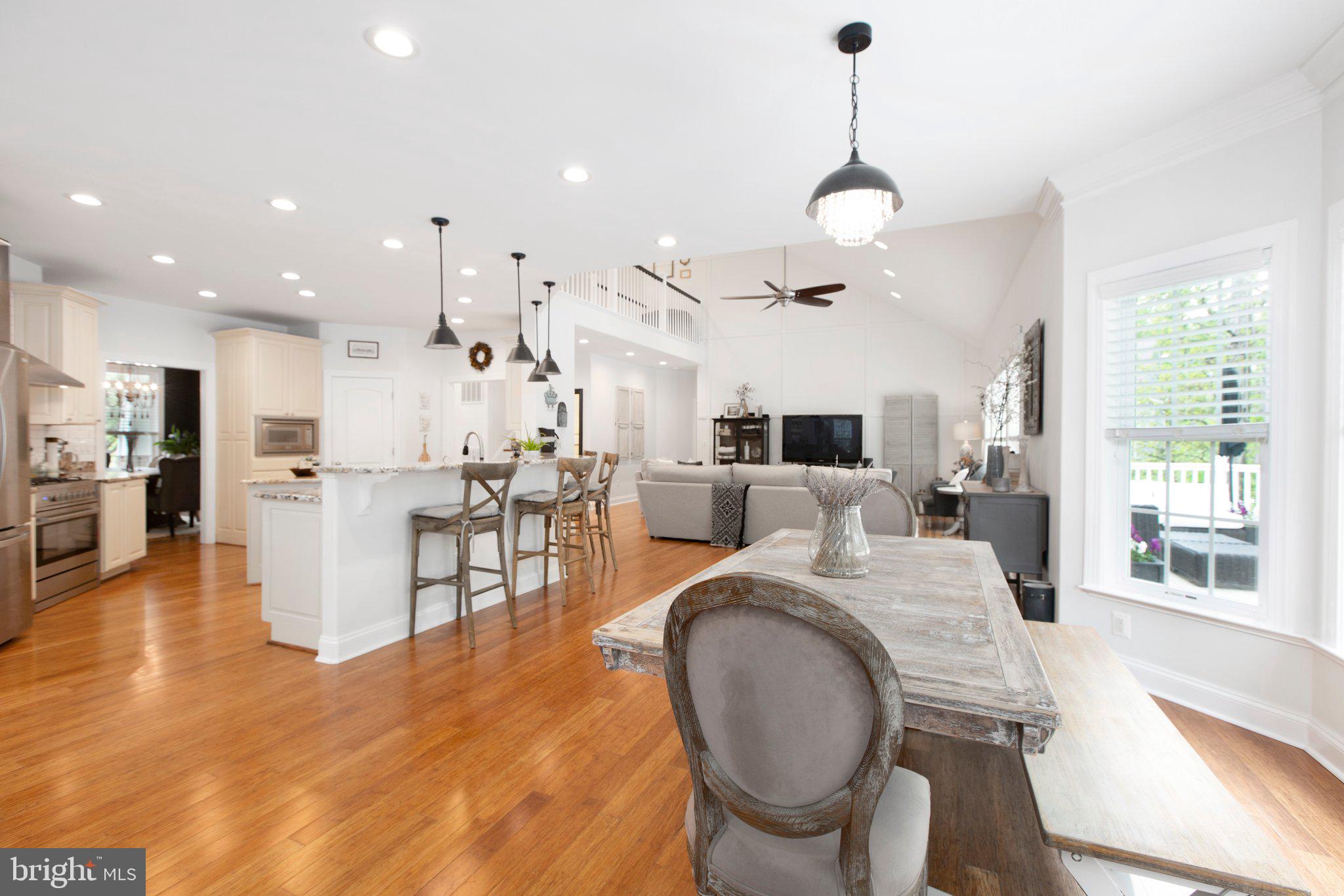 11403 Bluffs Rdg