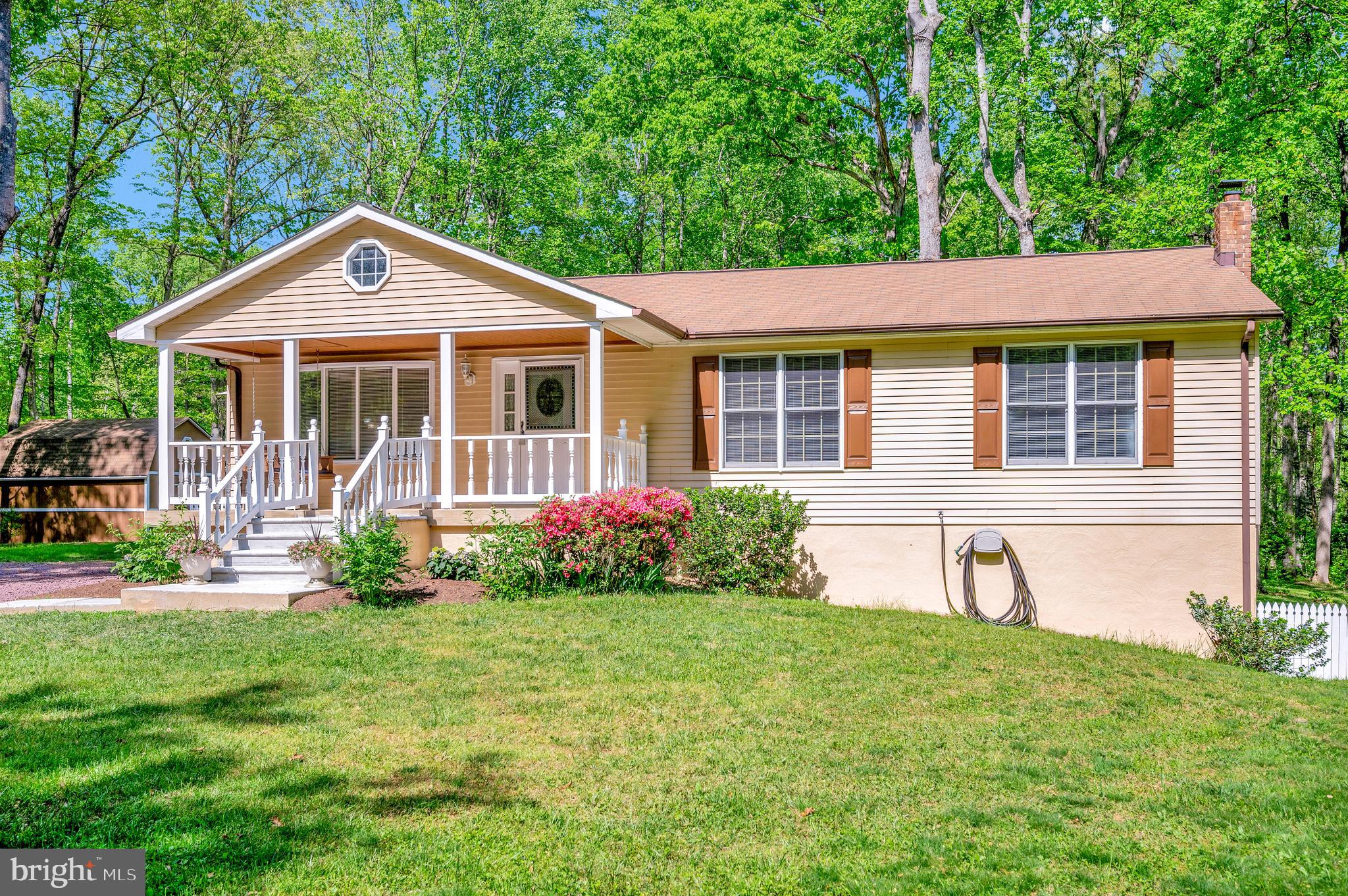 10231 Shawnee Ln