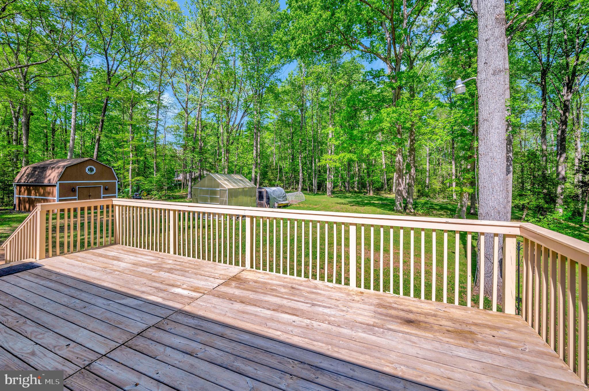 10231 Shawnee Ln