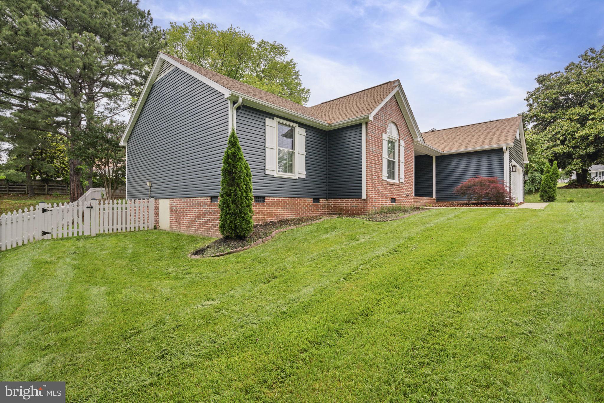 3 Trotter Cir