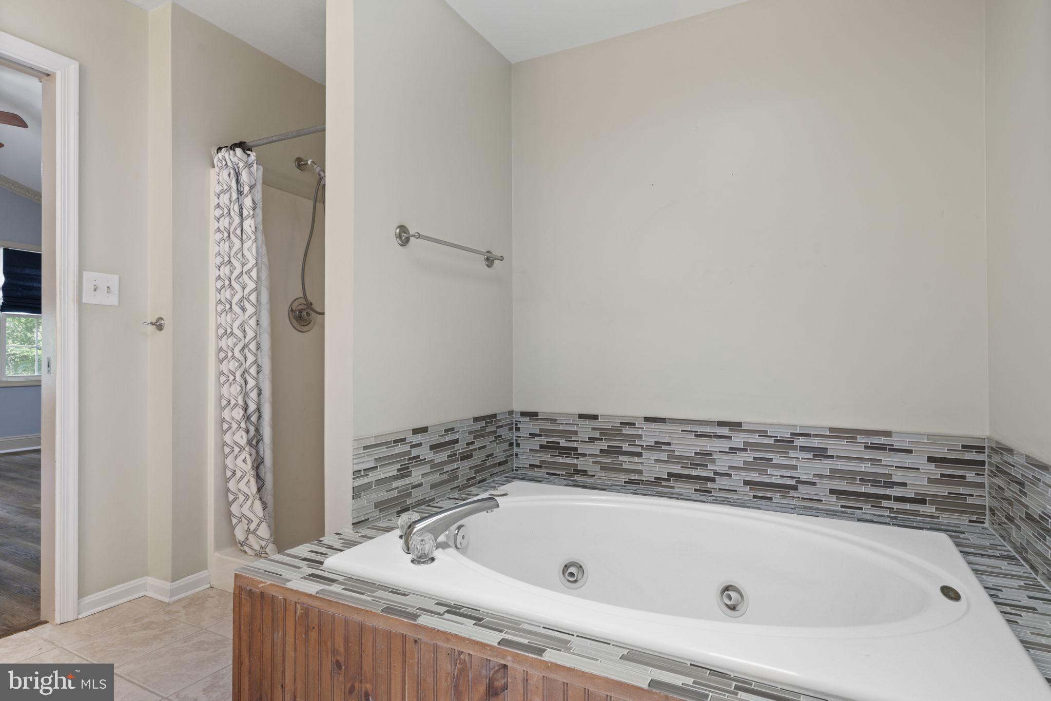 3 Trotter Cir